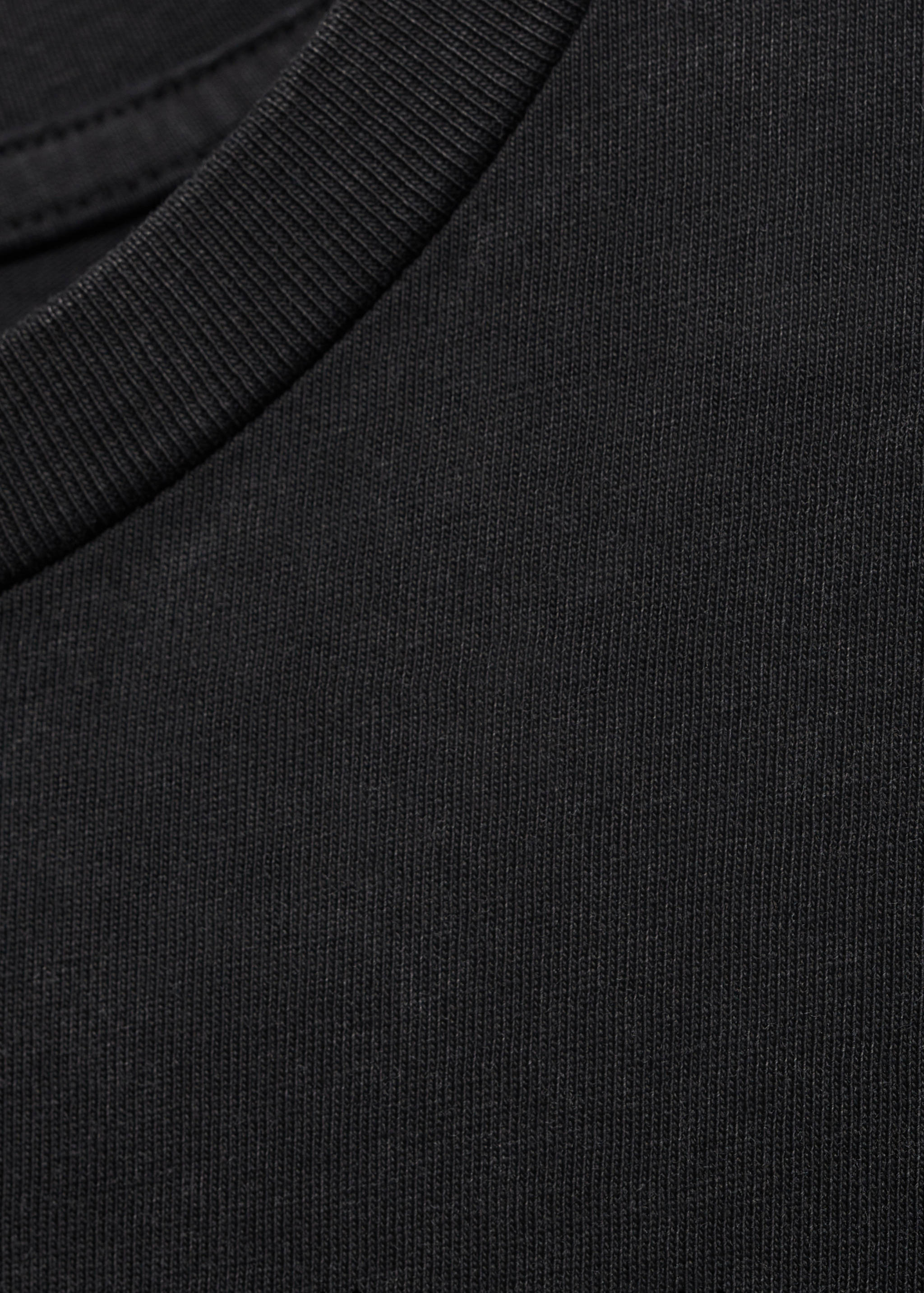 Appliqués butterfly t-shirt - Details of the article 0