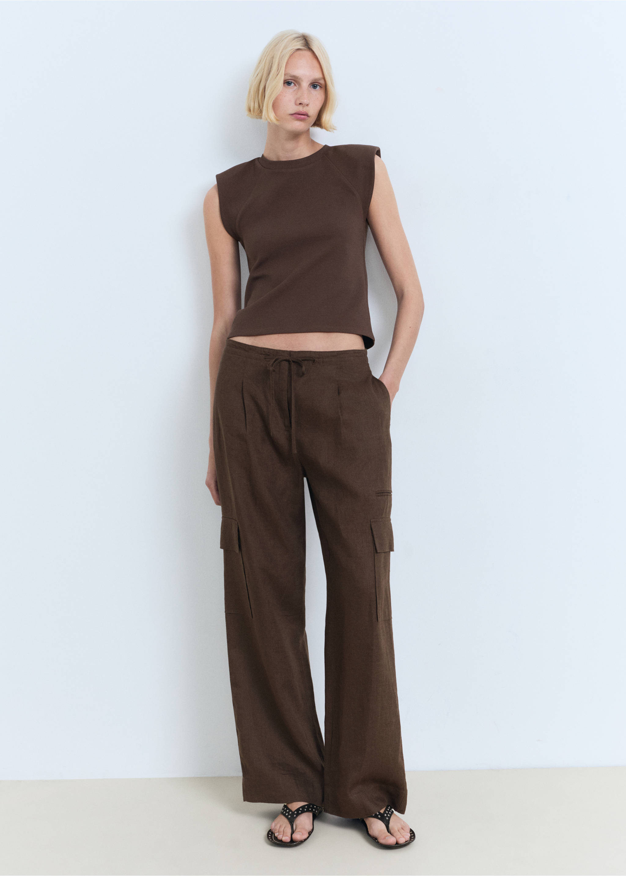 Shoulder pad t-shirt - General plane, Chocolate. Ref: 17001160-00.