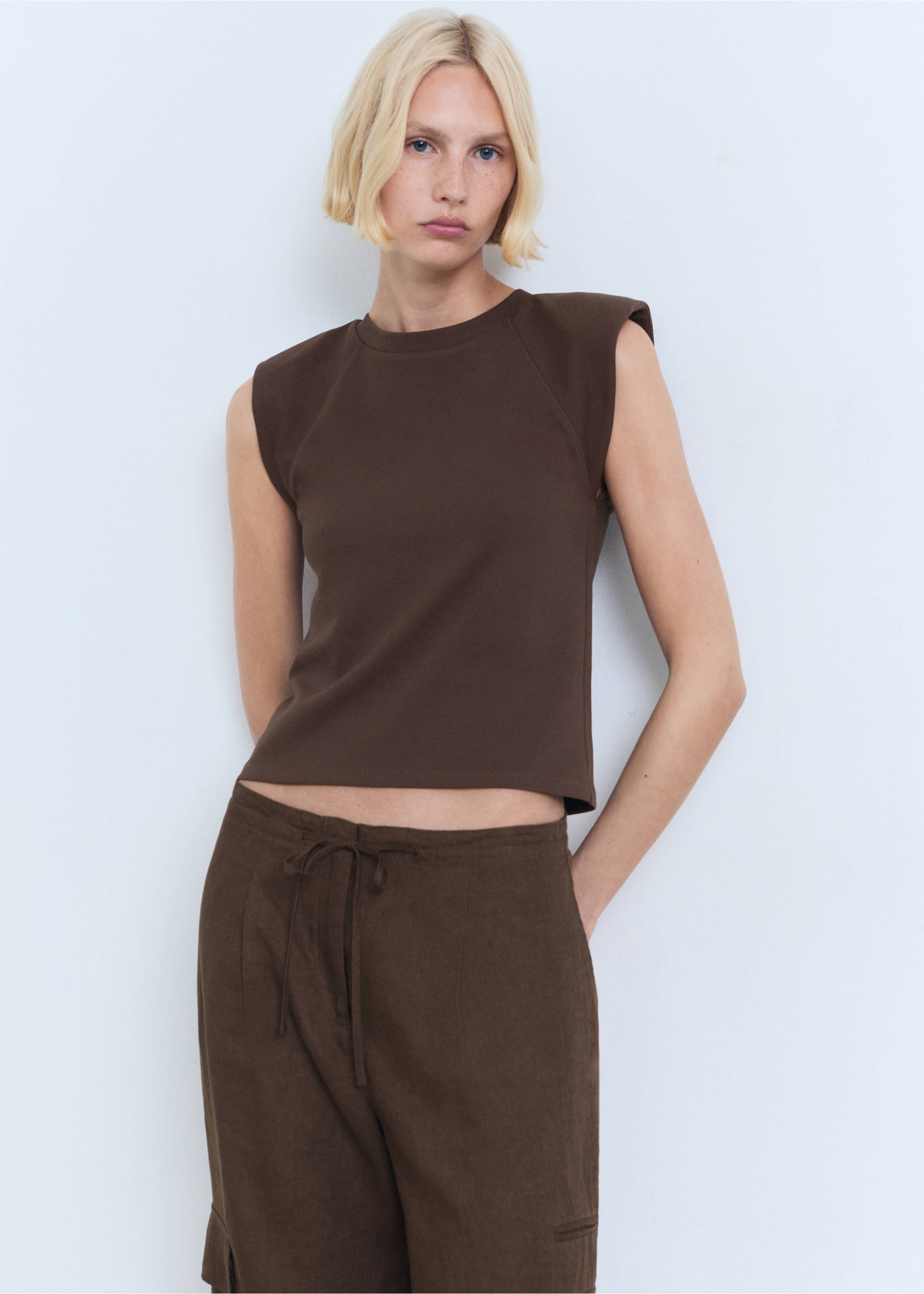 Shoulder pad t-shirt - Medium plane, Chocolate. Ref: 17001160-00.