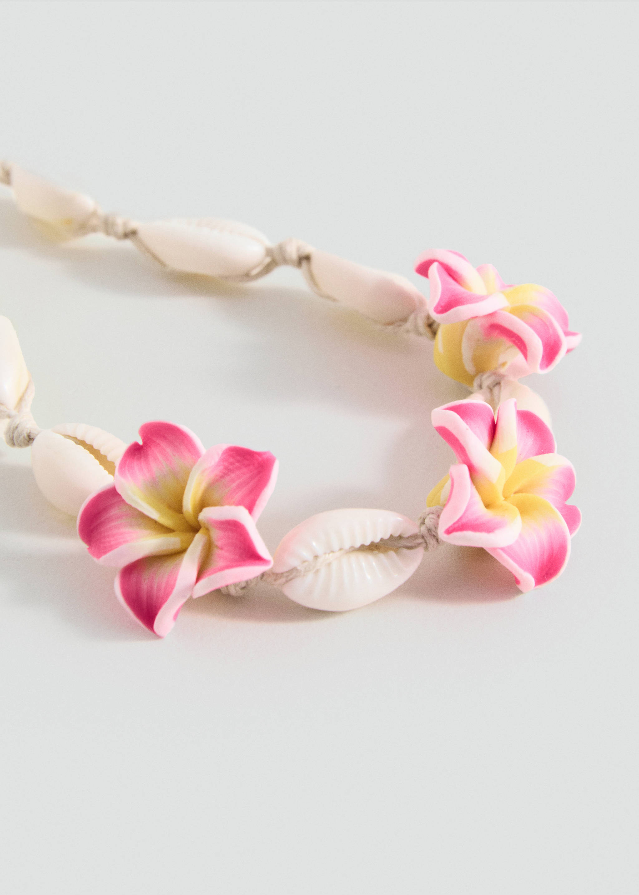 Shell choker necklace - Medium plane, Pink. Ref: 17001167-00.
