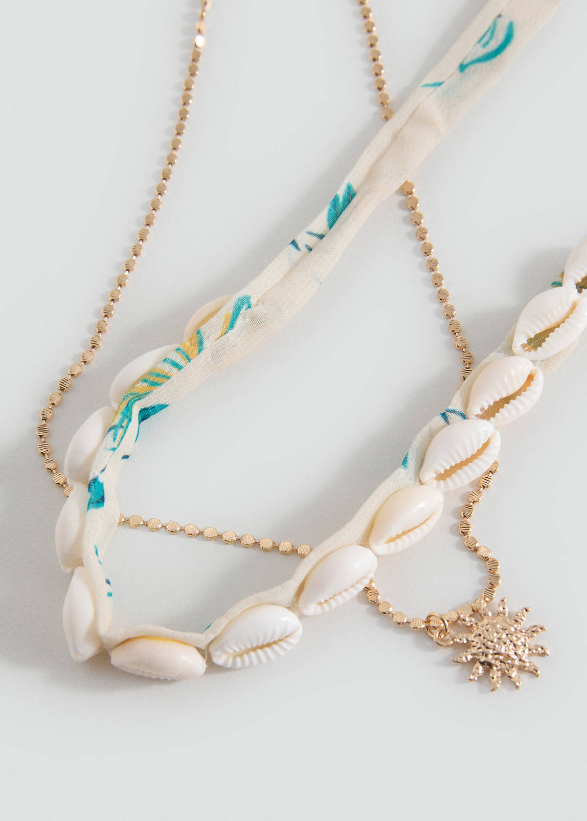 2 pack of necklaces
