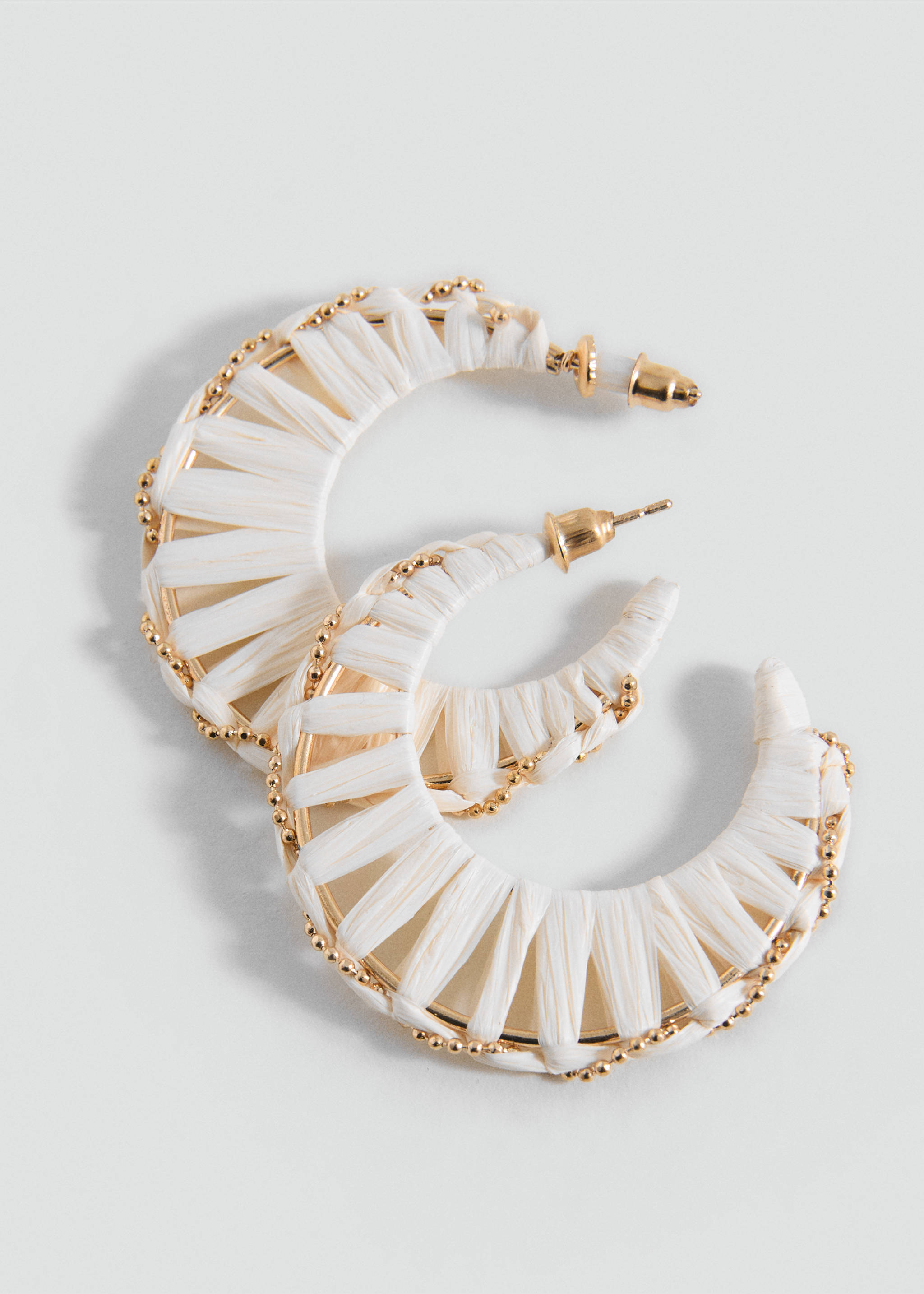 Open hoop earrings - Medium plane, Sand. Ref: 17001185-00.