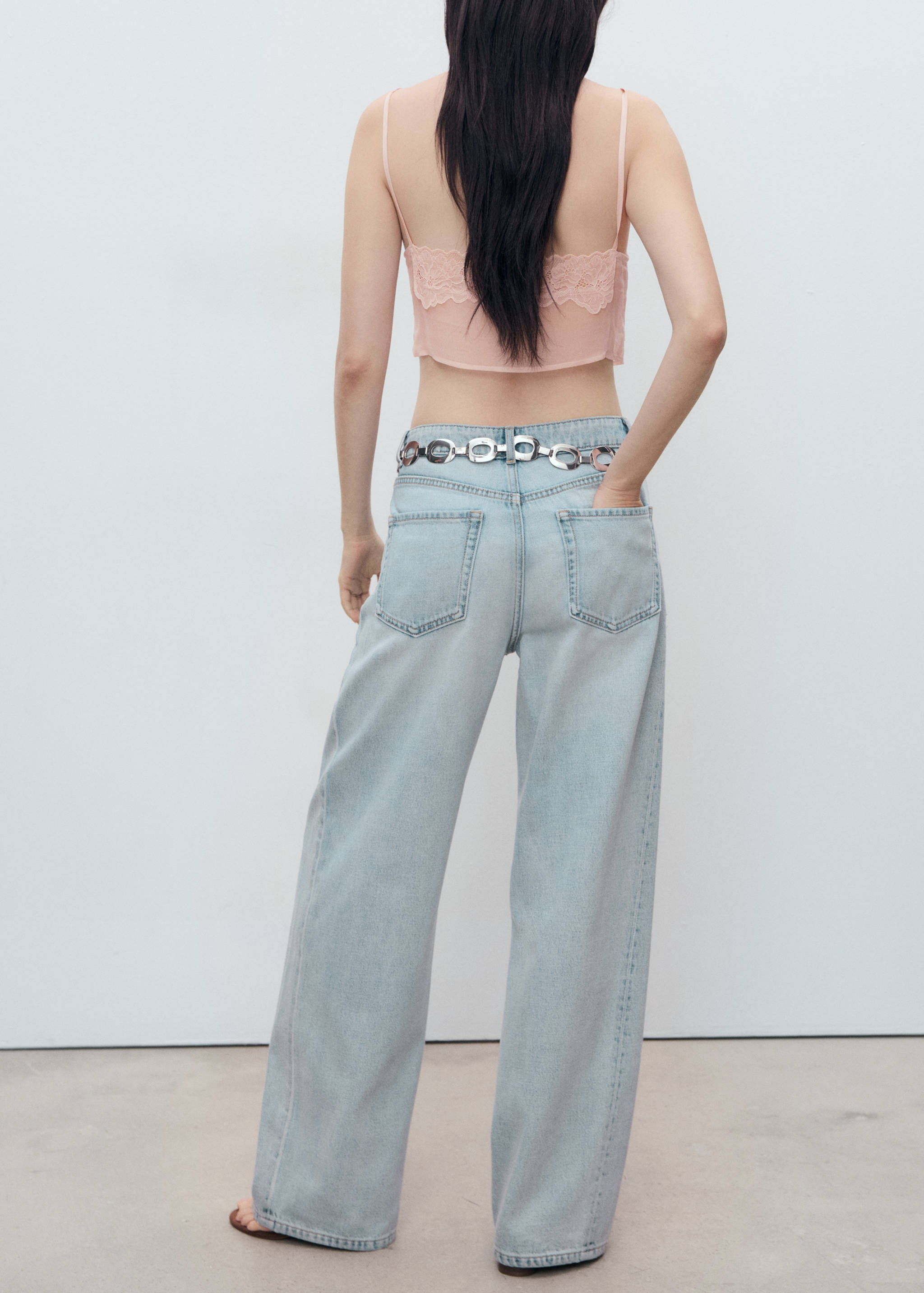 Mid-rise barrel jeans - Reverse of the article