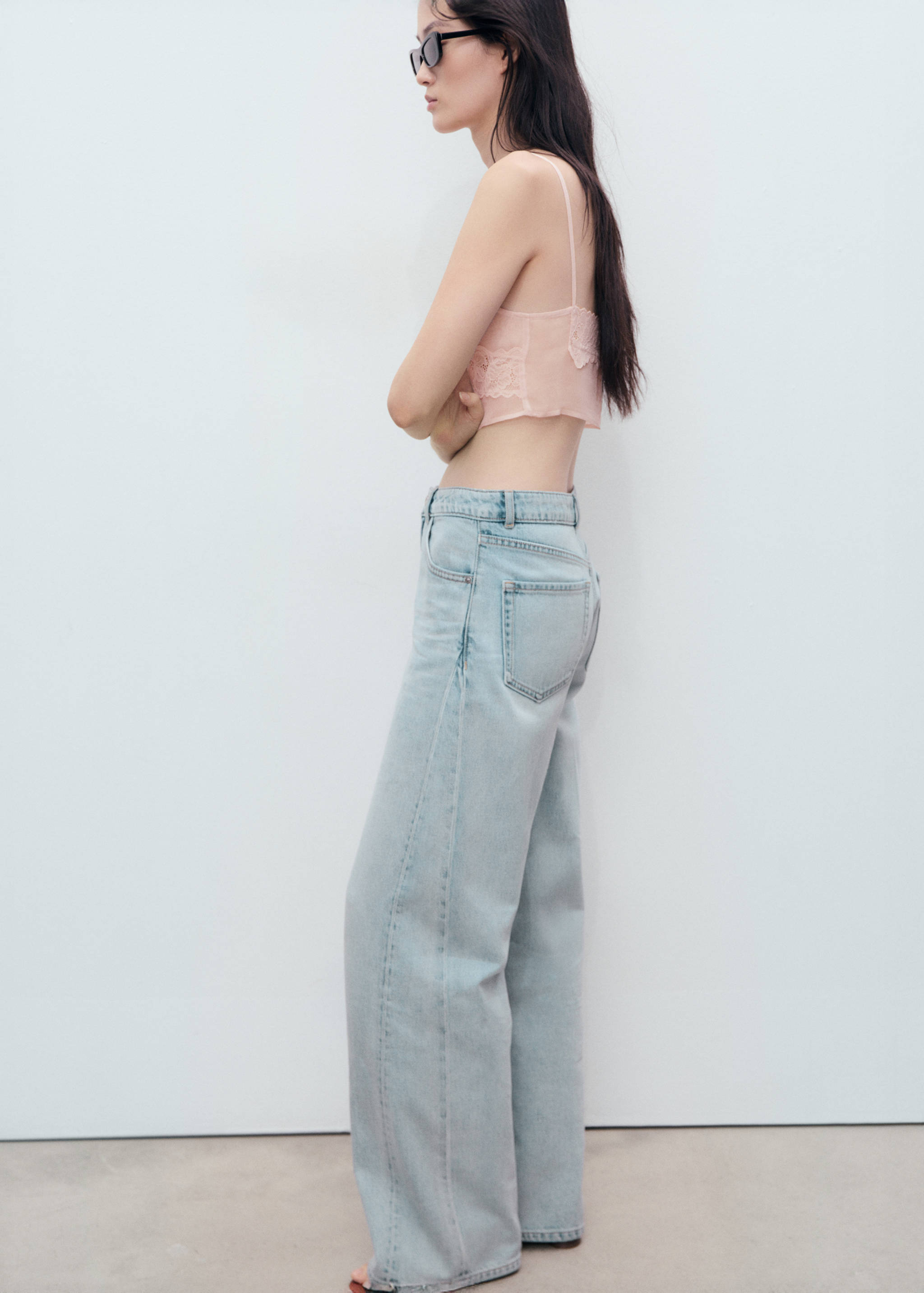 Mid-rise barrel jeans - Details of the article 6