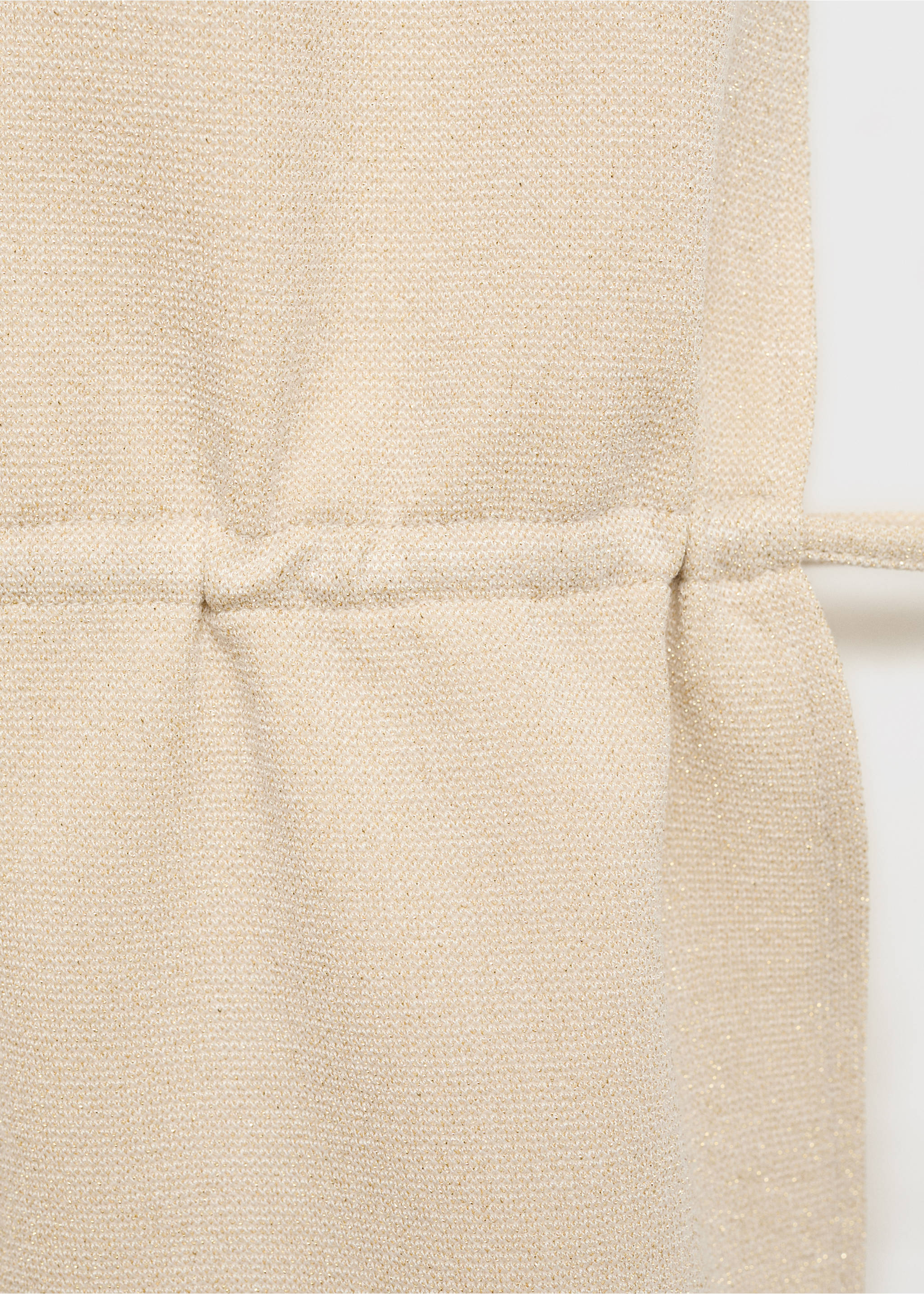 Lurex-knit halter top - Details of the article 8, Gold. Ref: 17001290-00.