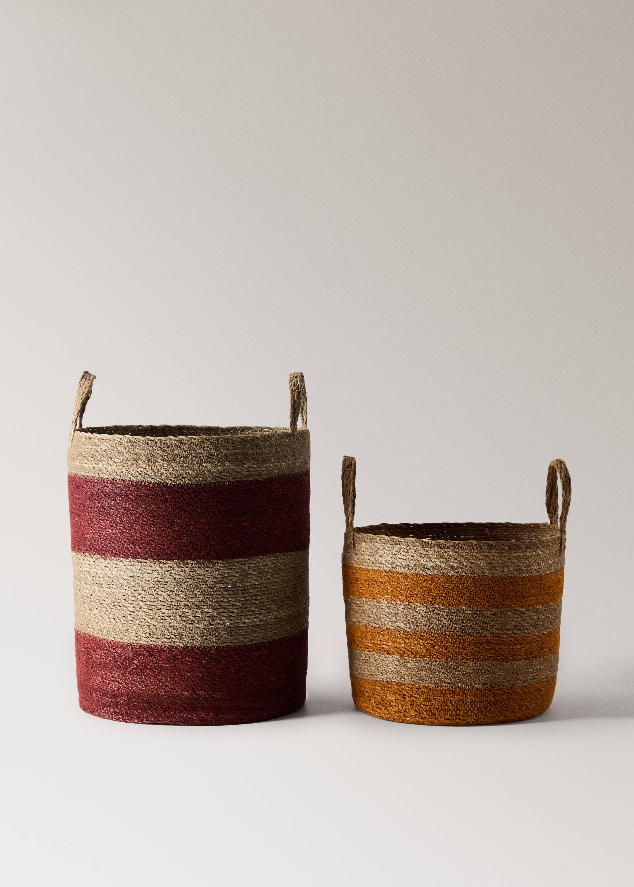 Round two-tone seagrass basket - Details of the article 3