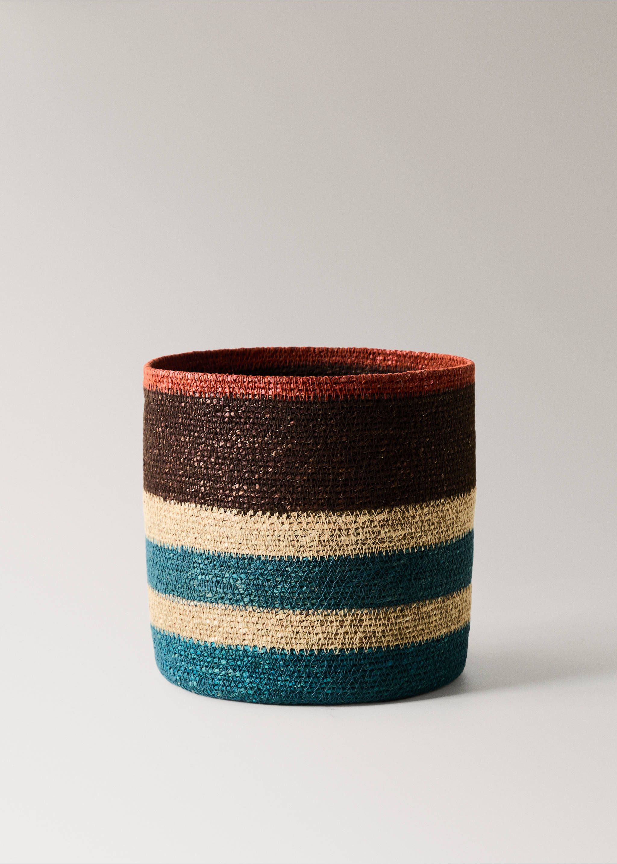 Small multi-coloured seagrass basket - Article without model, Chocolate. Ref: 17001554-00.