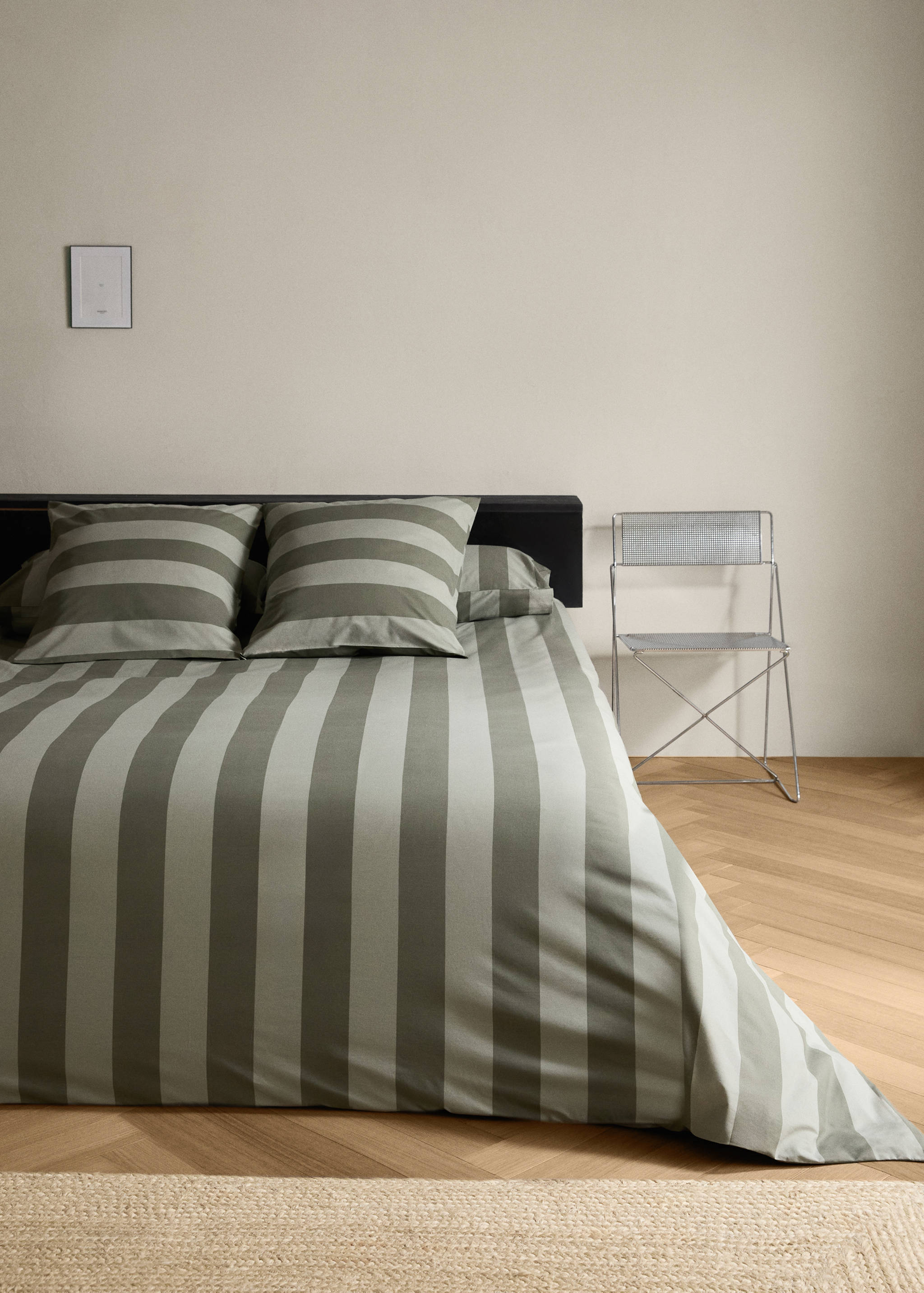 500 threads percale cotton striped duvet cover Queen bed - General plane