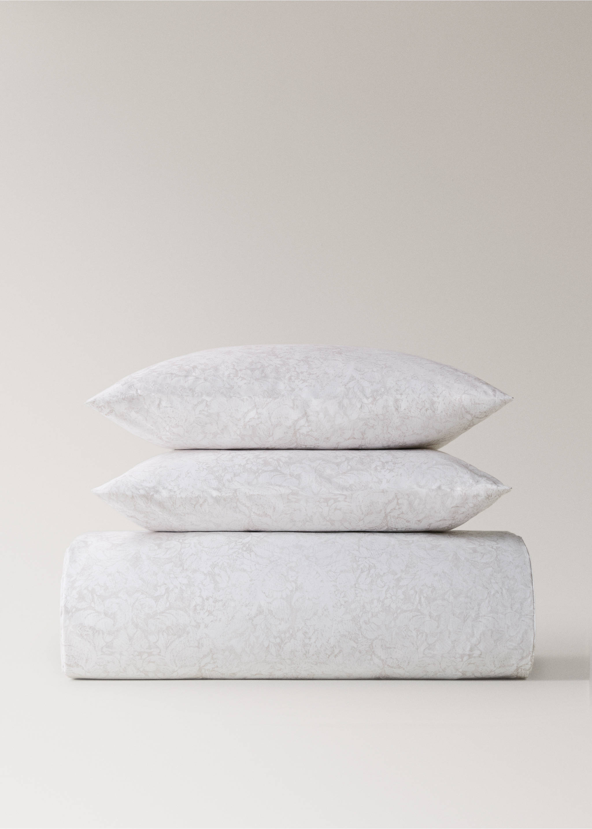 Percale cotton duvet cover with a blurred floral print for 180/200 cm bed - Article without model, Beige. Ref: 17001605-00.