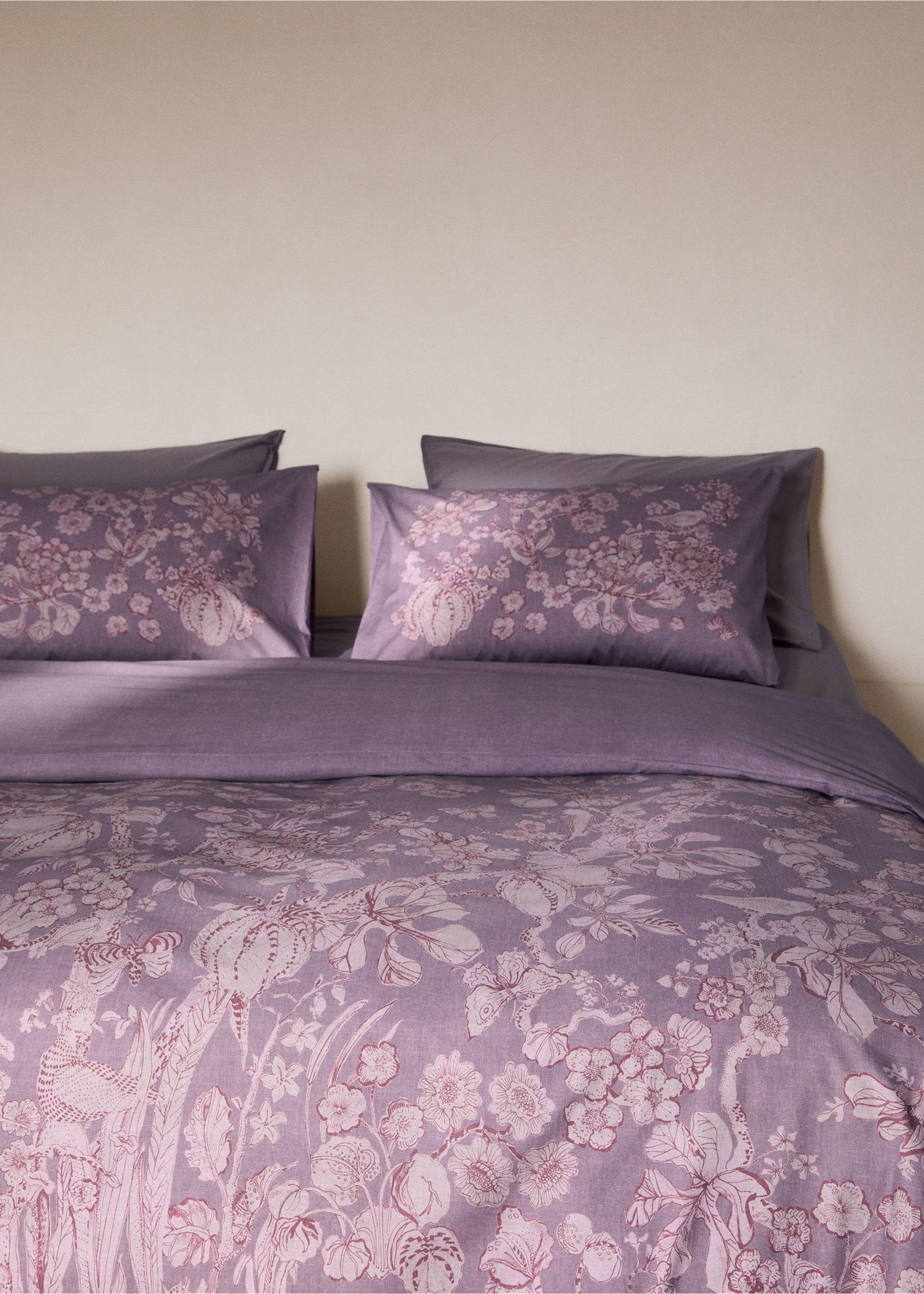 Percale cotton floral-print duvet cover for 90 cm bed - Details of the article 7, Plum. Ref: 17001622-00.