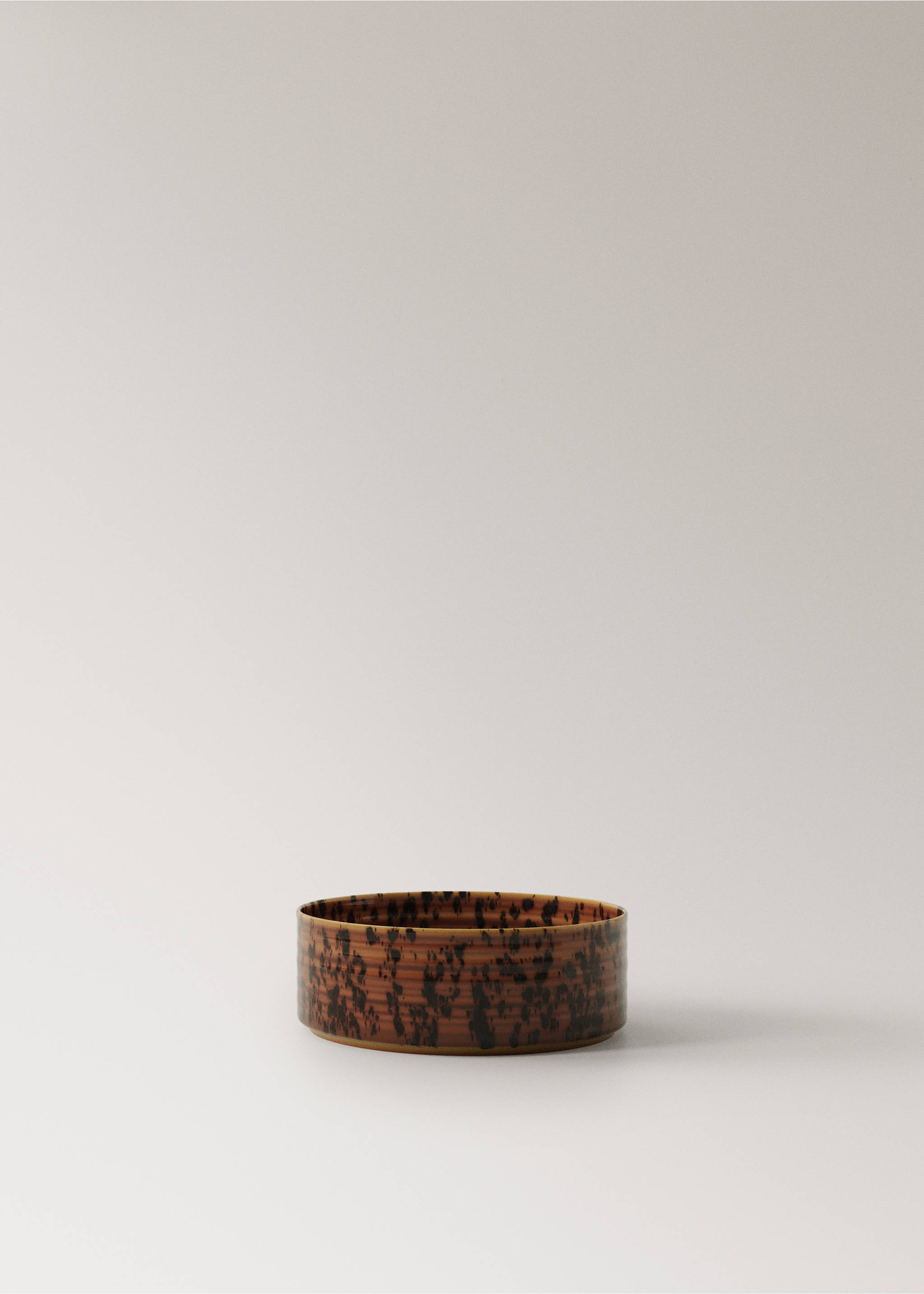 Small reactive stoneware bowl - Article without model, Brown. Ref: 17002038-00.