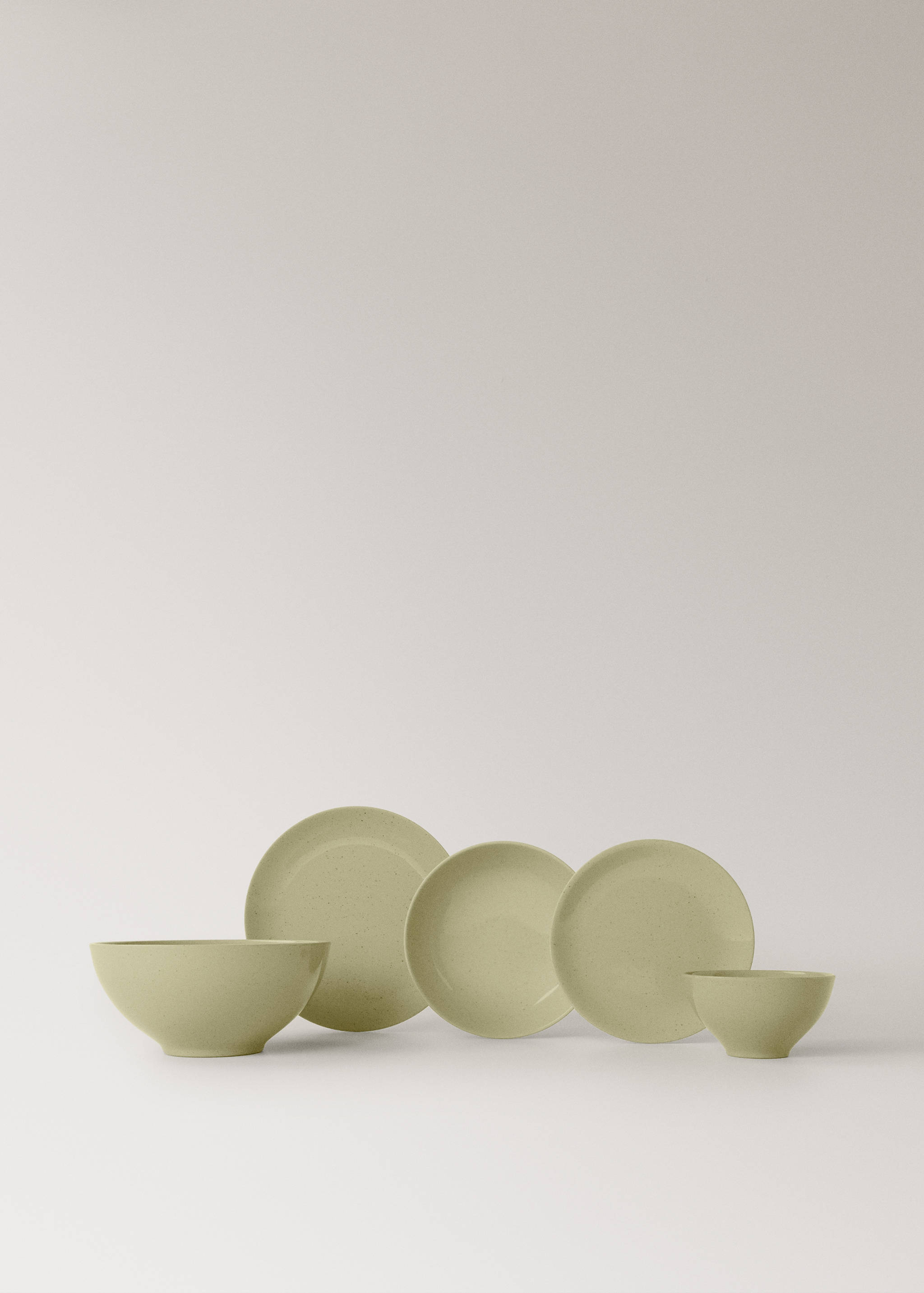 Stoneware bowl with spots - Details of the article 3
