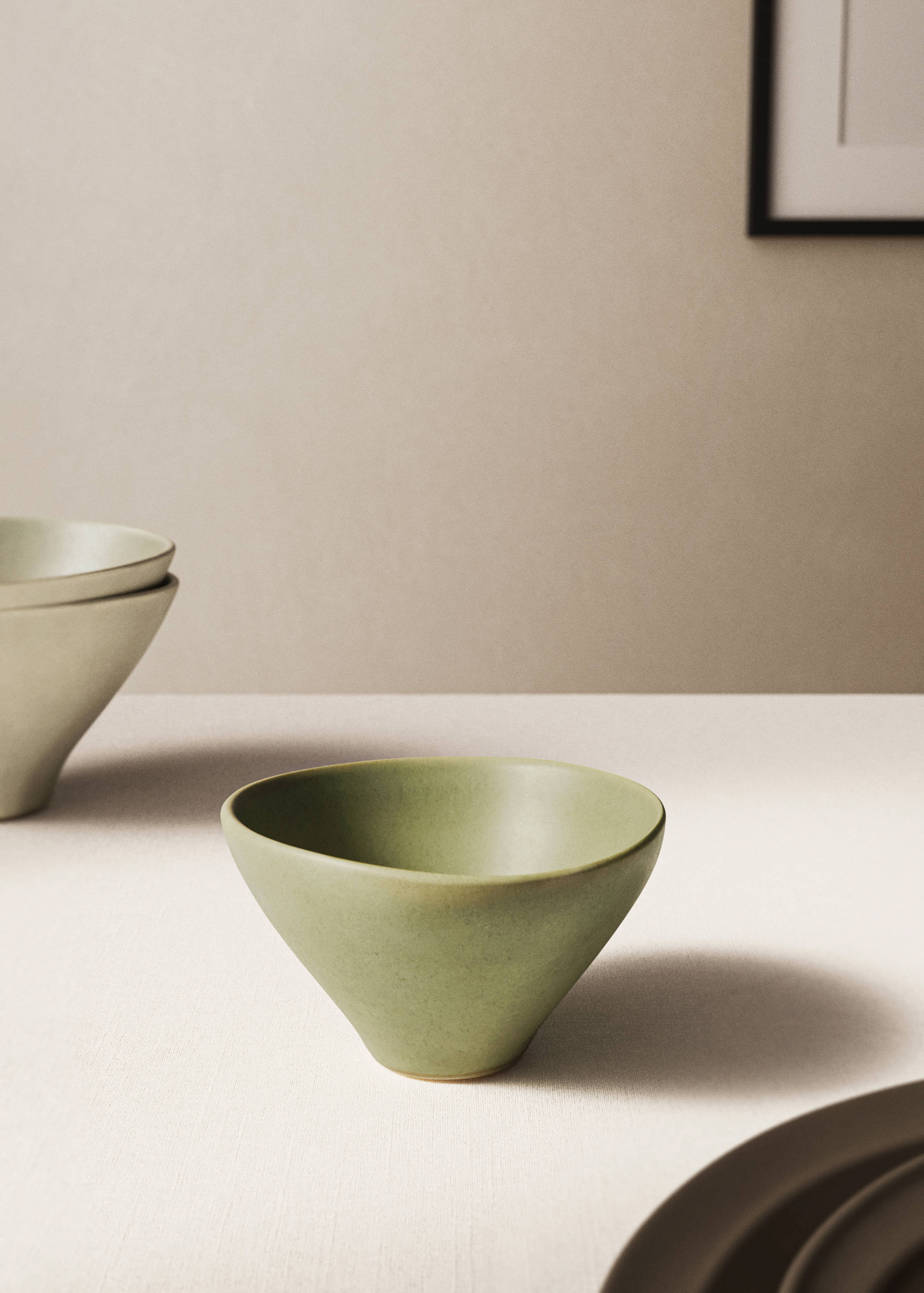 Small organic stoneware bowl - General plane