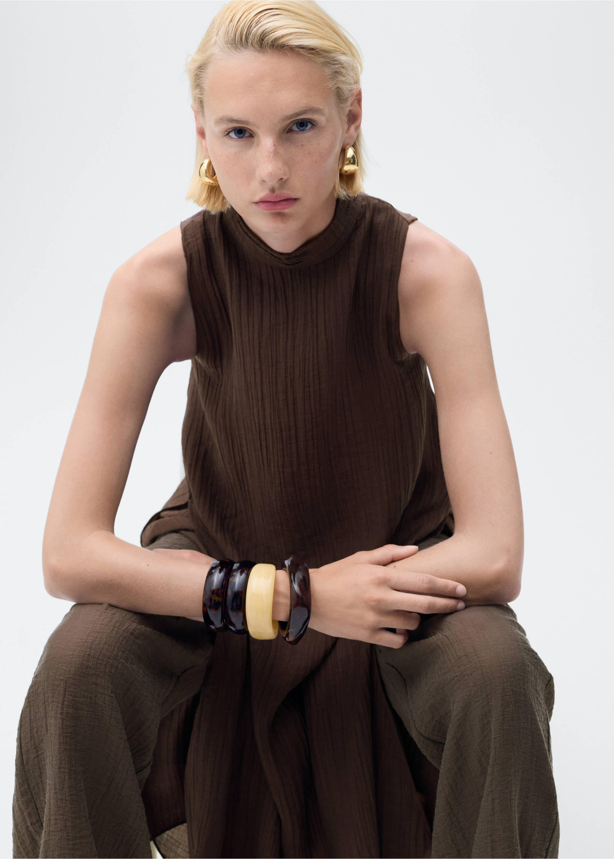Halter-neck lyocell dress - Details of the article 3, Chocolate. Ref: 17002540-00.