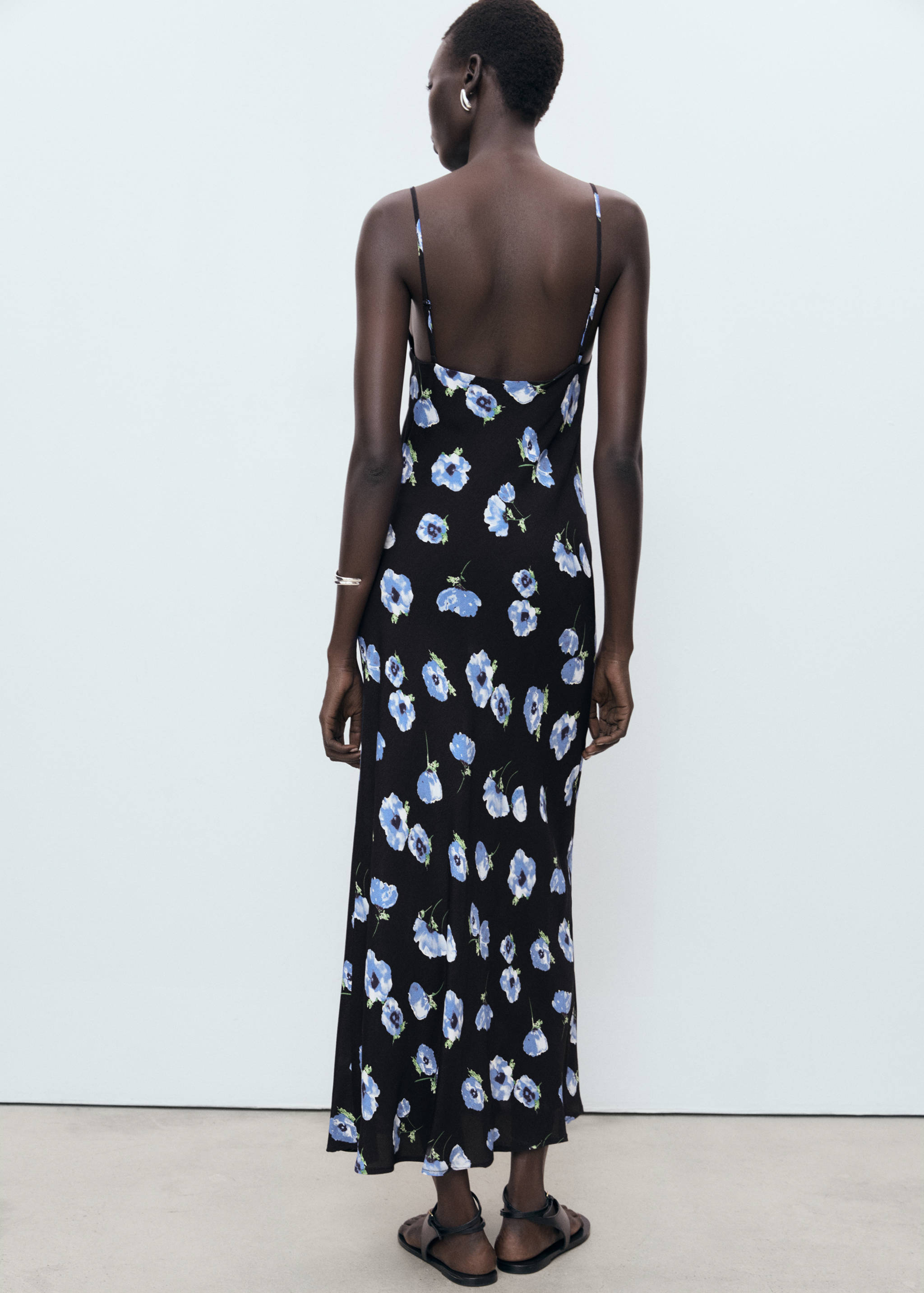 Midi-dress with draped neckline - Reverse of the article