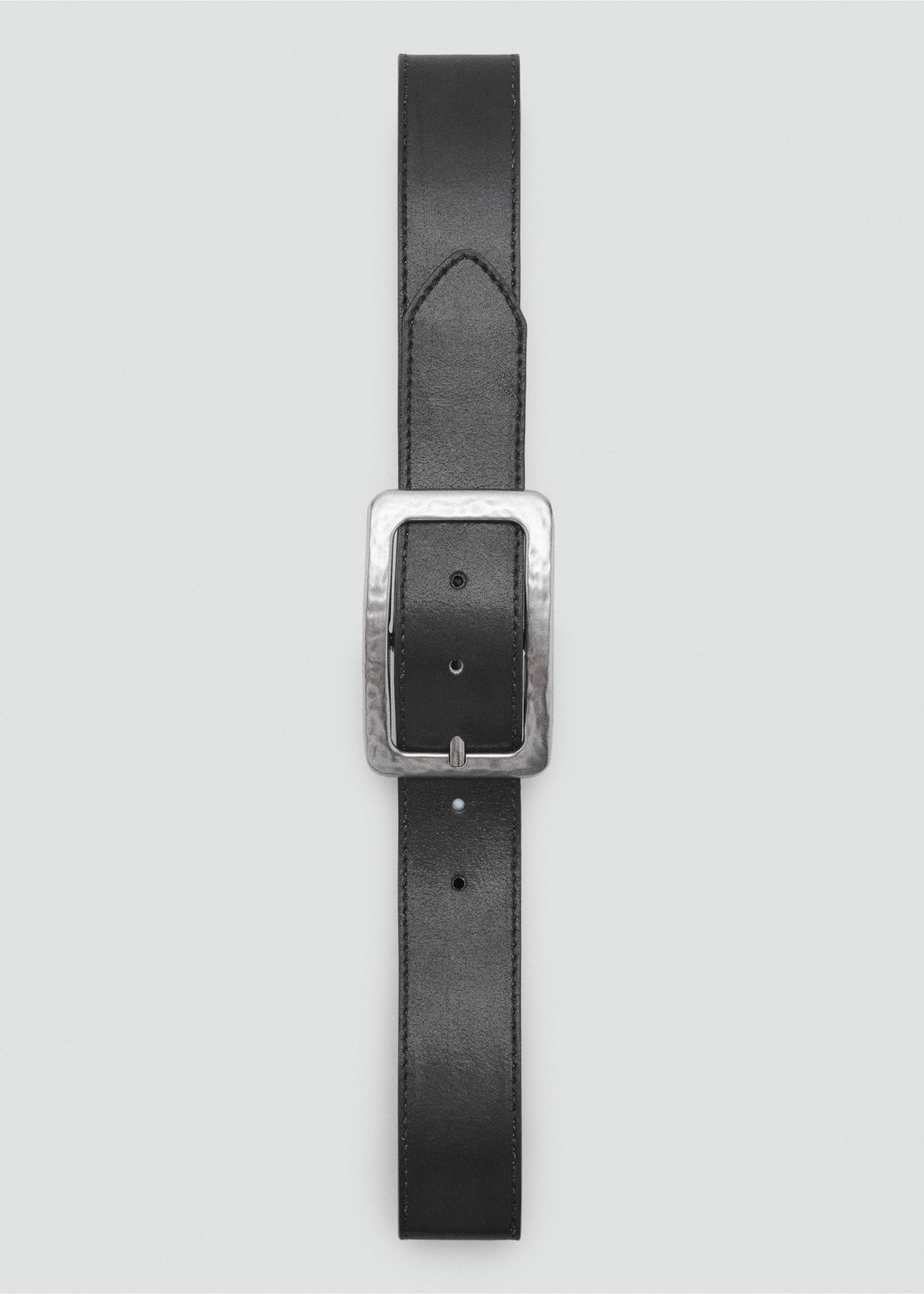 Textured square buckle belt - Details of the article 2, Black. Ref: 17002548-00.