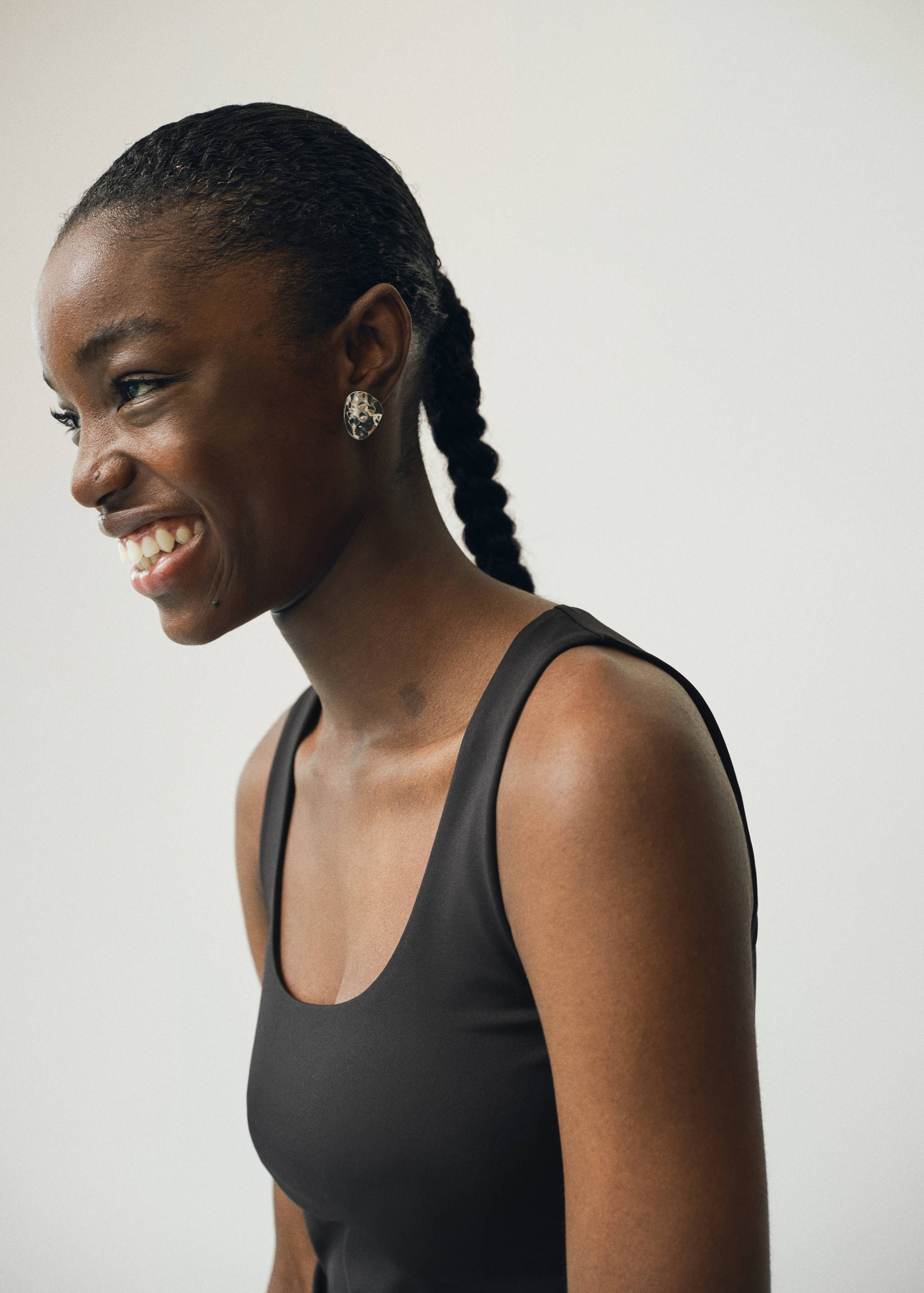 Plain strapless top - Details of the article 1