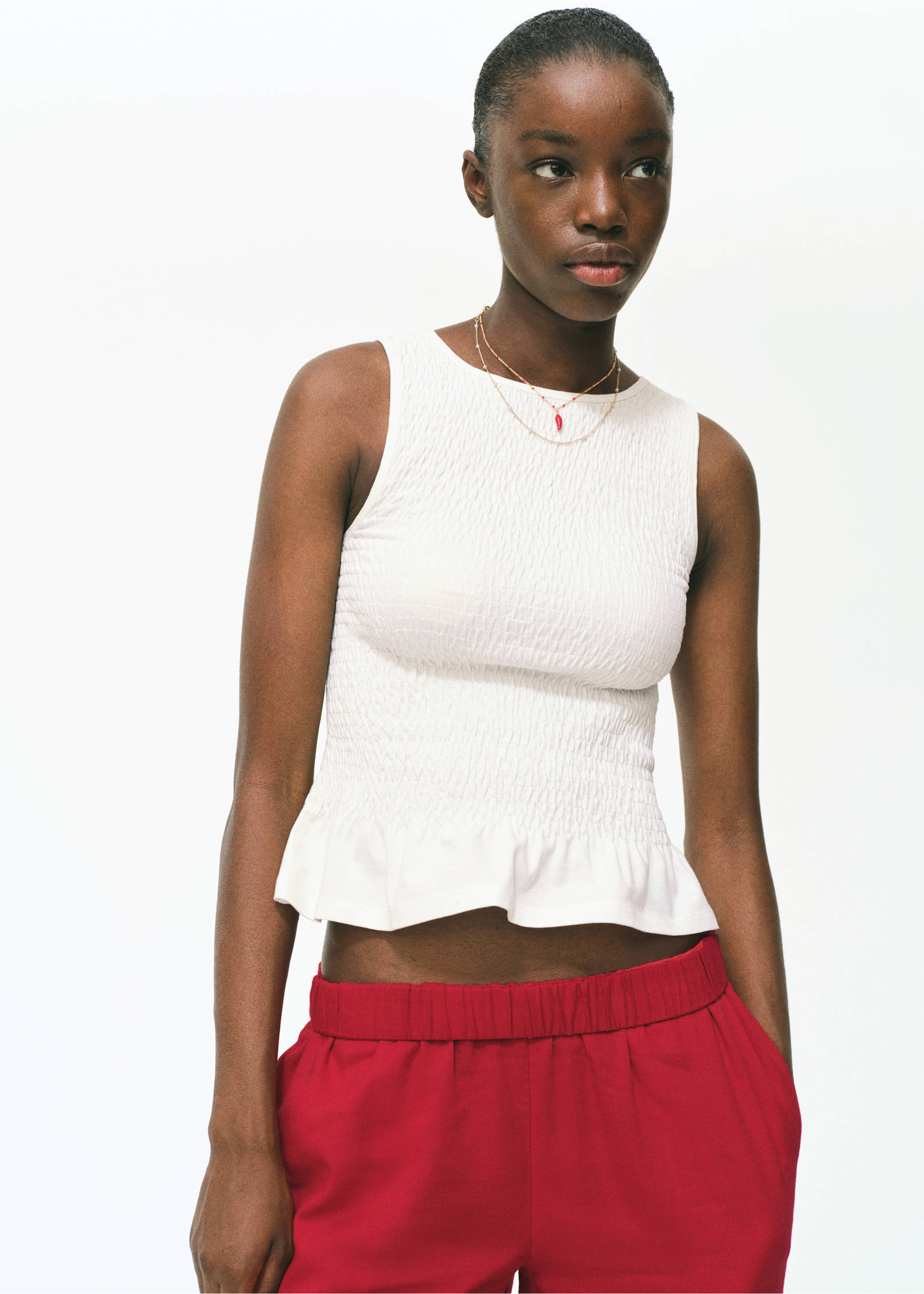 Ruffled top - Medium plane, Off White. Ref: 17002910-00.