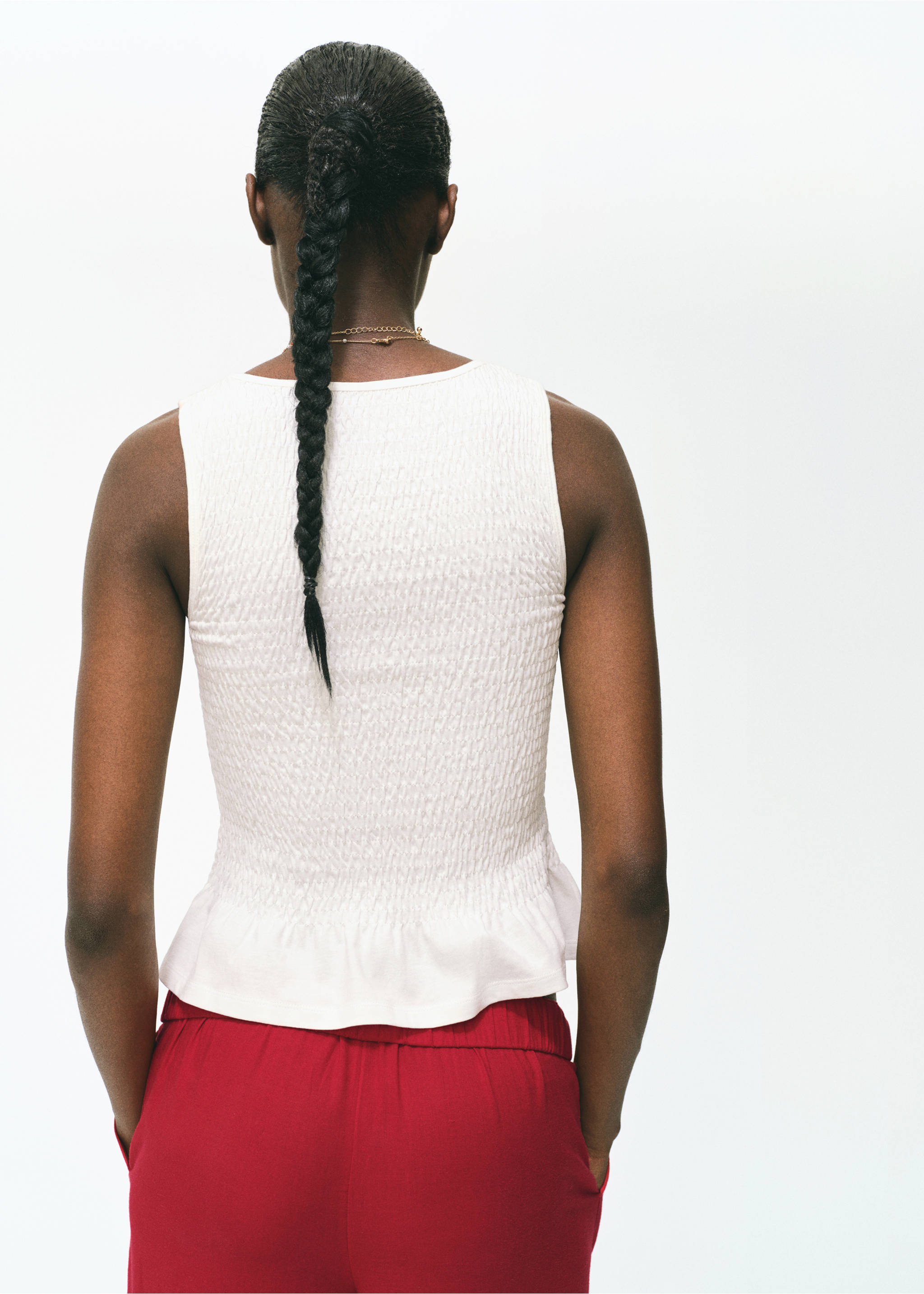 Ruffled top - Reverse of the article, Off White. Ref: 17002910-00.