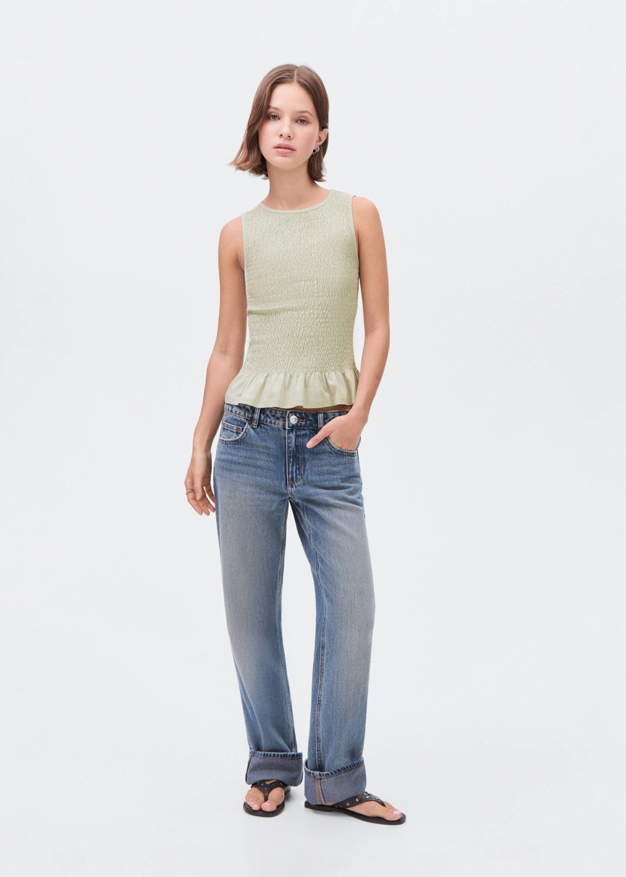 Ruffled top - General plane