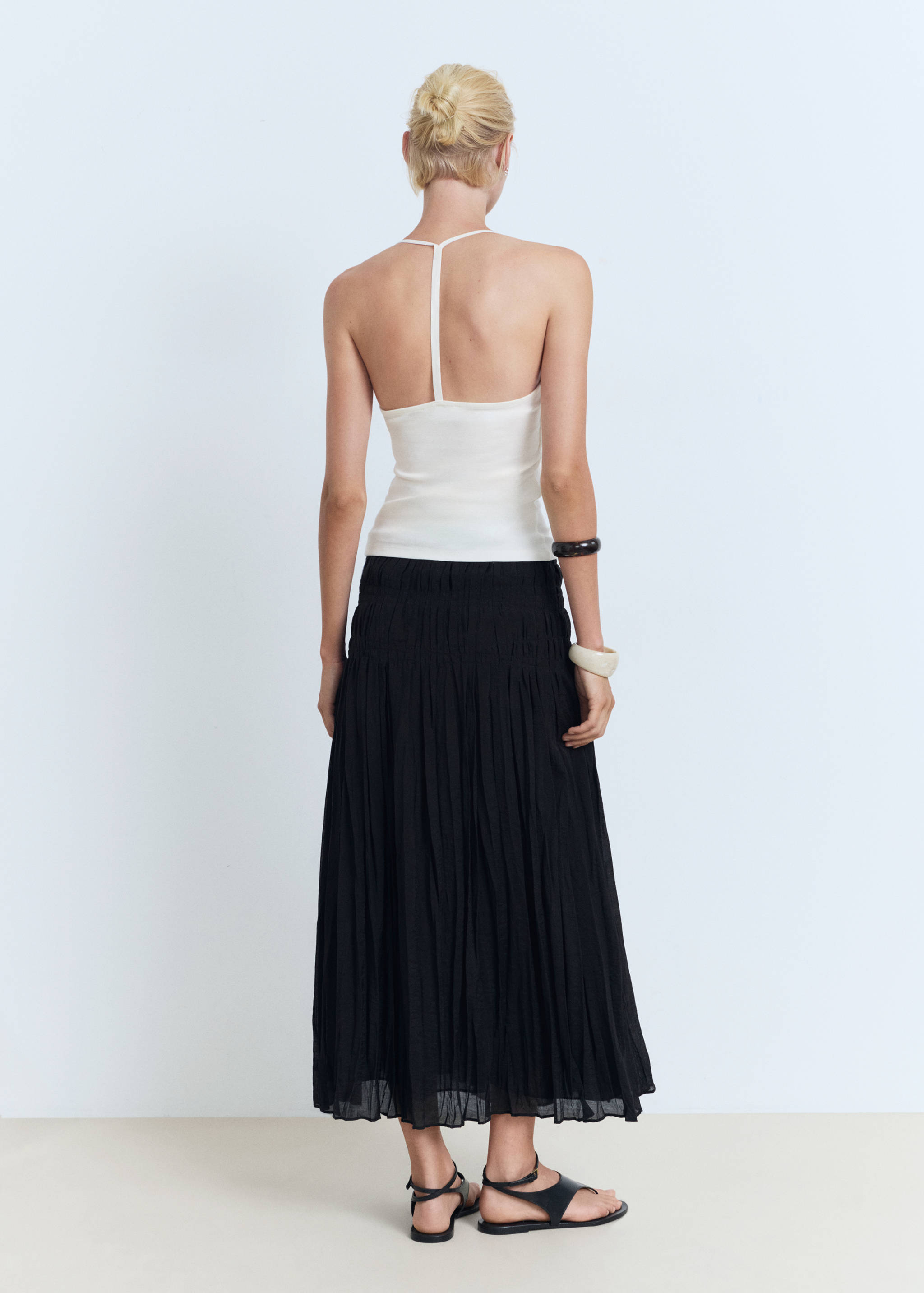 Open-back cotton top - Reverse of the article