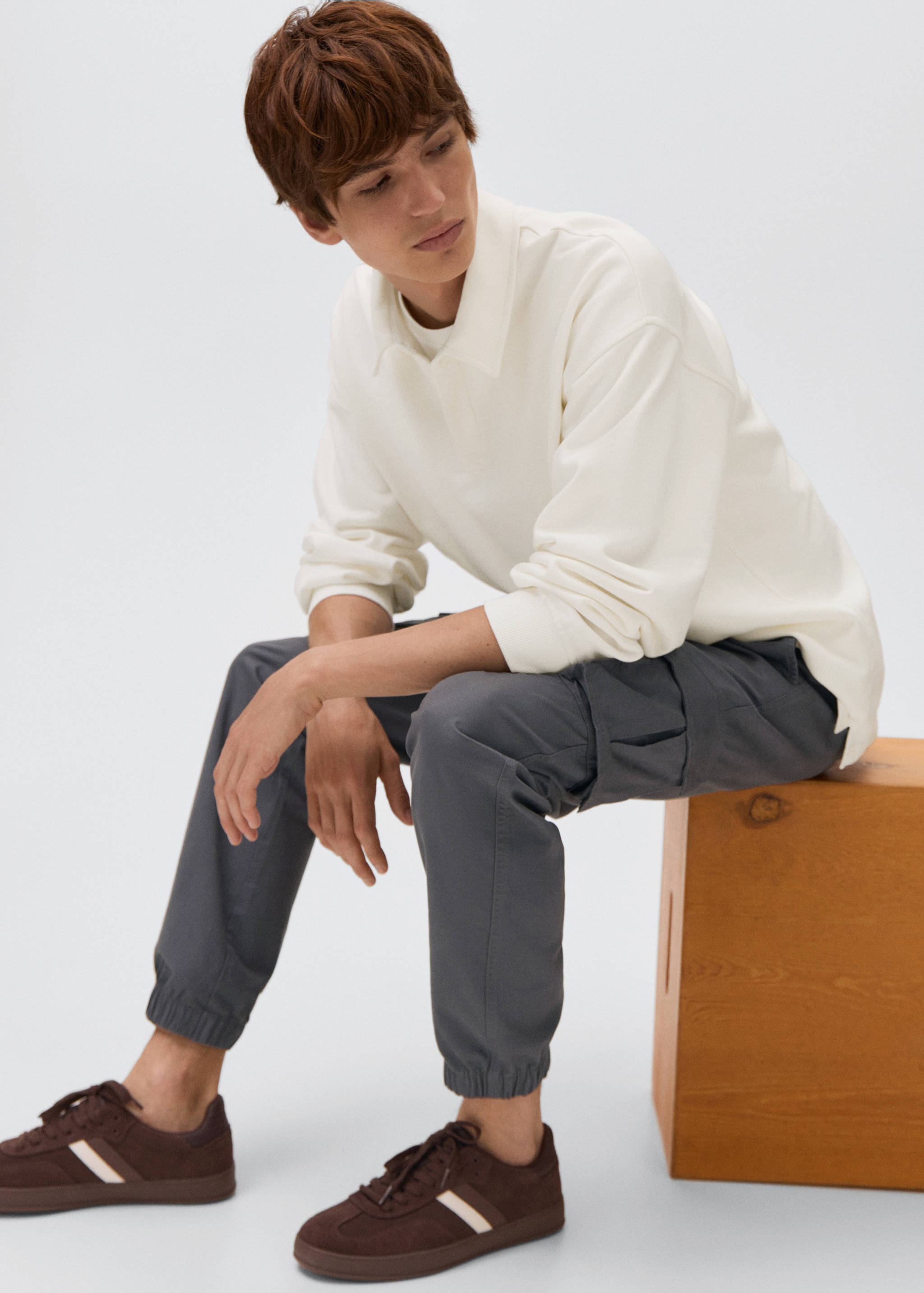 Cargo joggers with drawstring - Details of the article 1