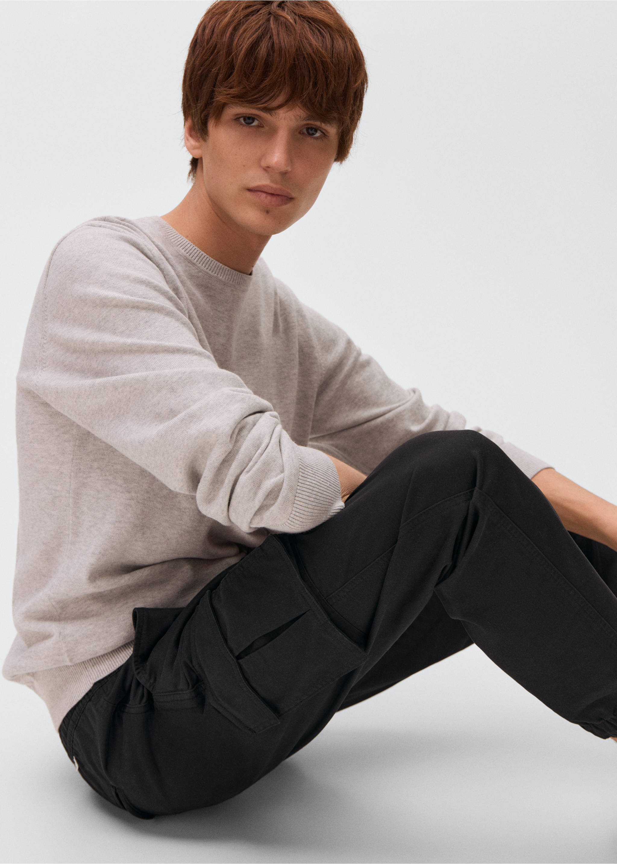 Cargo joggers with drawstring - Details of the article 3, Black. Ref: 17002916-00.