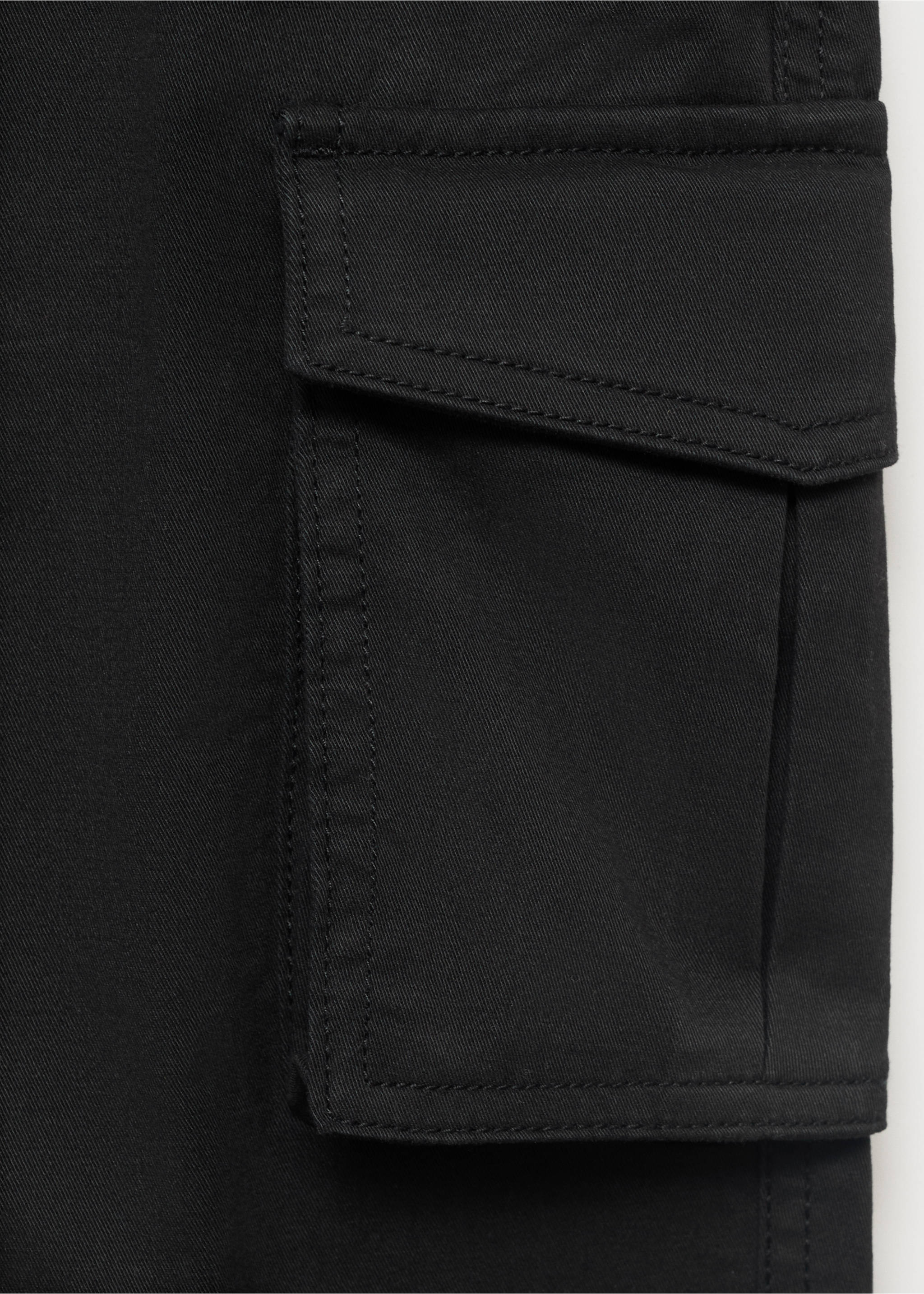 Cargo joggers with drawstring - Details of the article 0, Black. Ref: 17002916-00.