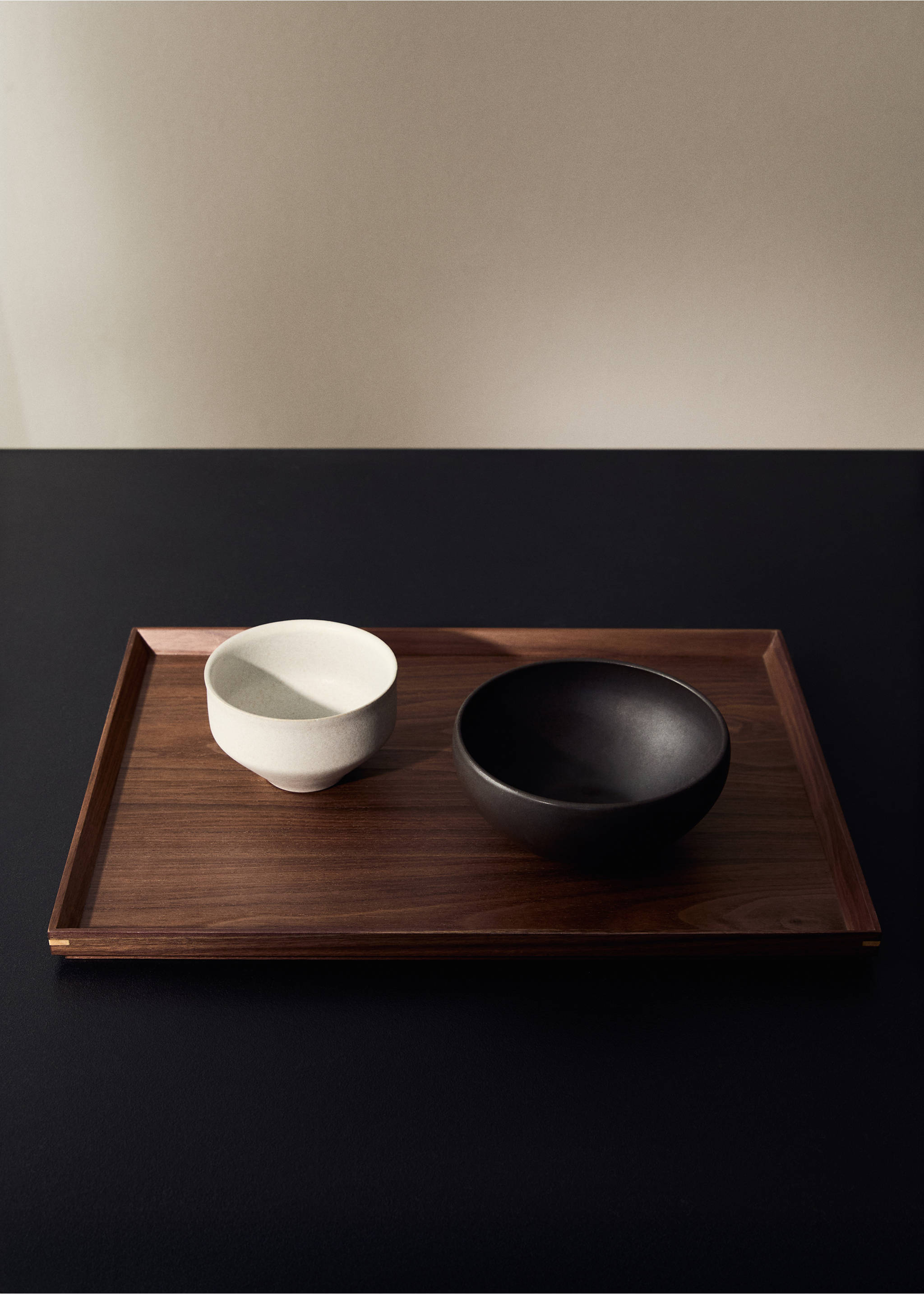 Large solid wood decorative tray - General plane, Brown. Ref: 17002931-00.