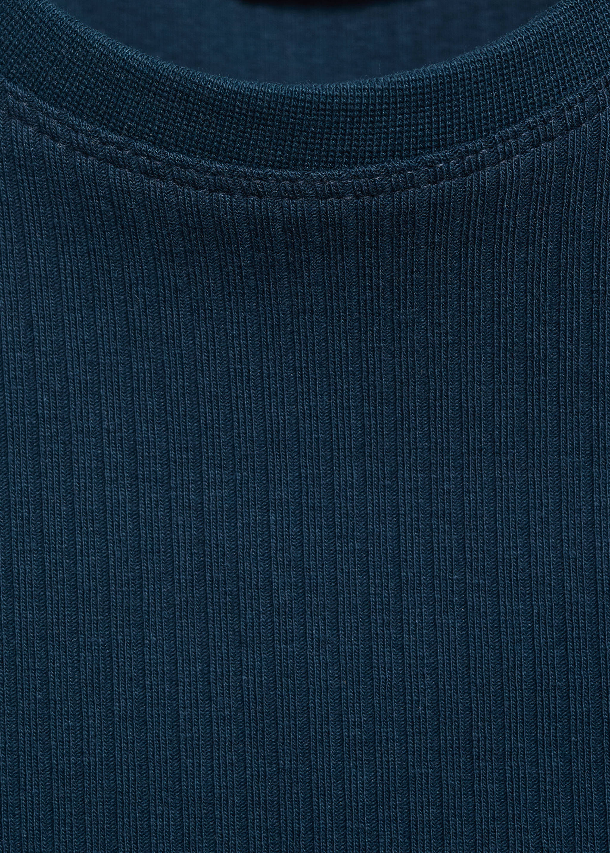 Ribbed cotton T-shirt - Details of the article 8