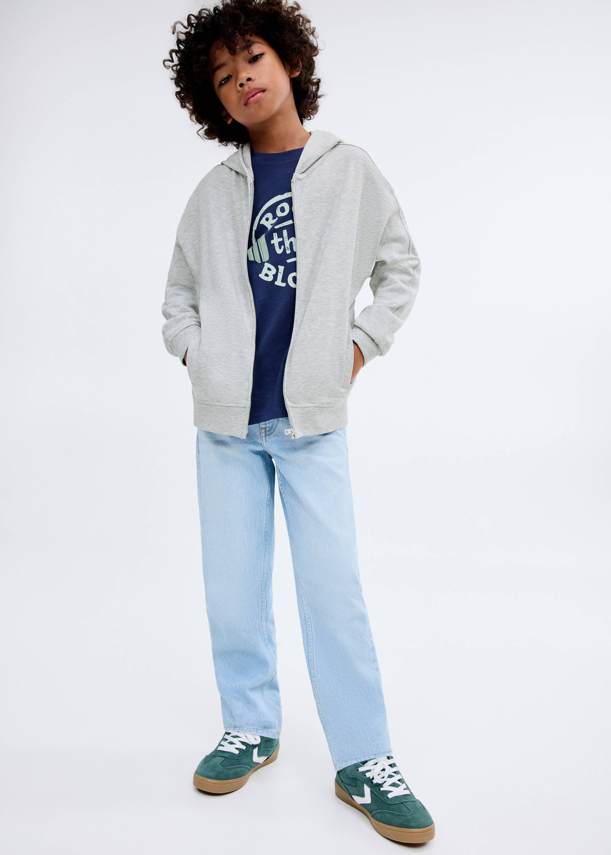 Sudadera capucha cremallera - Plano general