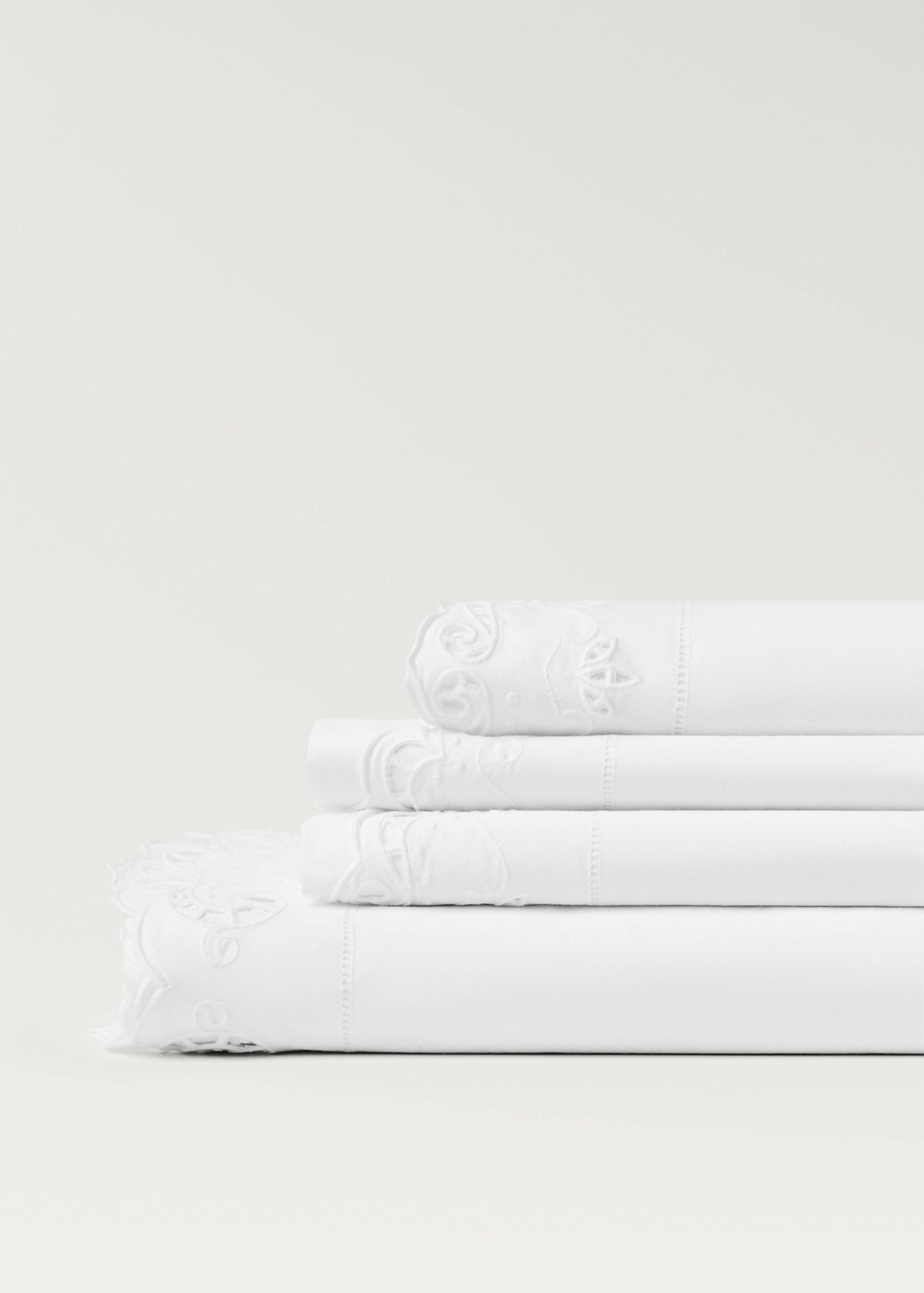 150/160 cm embroidered cotton top sheet - Details of the article 2