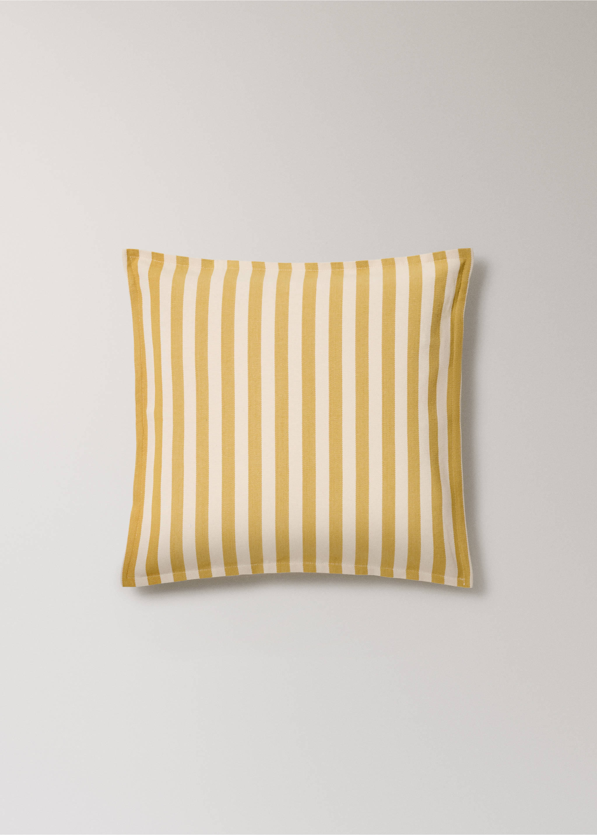 Cotton two-tone cushion cover with woven stripes 50x50 cm - Article without model, Yellow. Ref: 17003319-00.