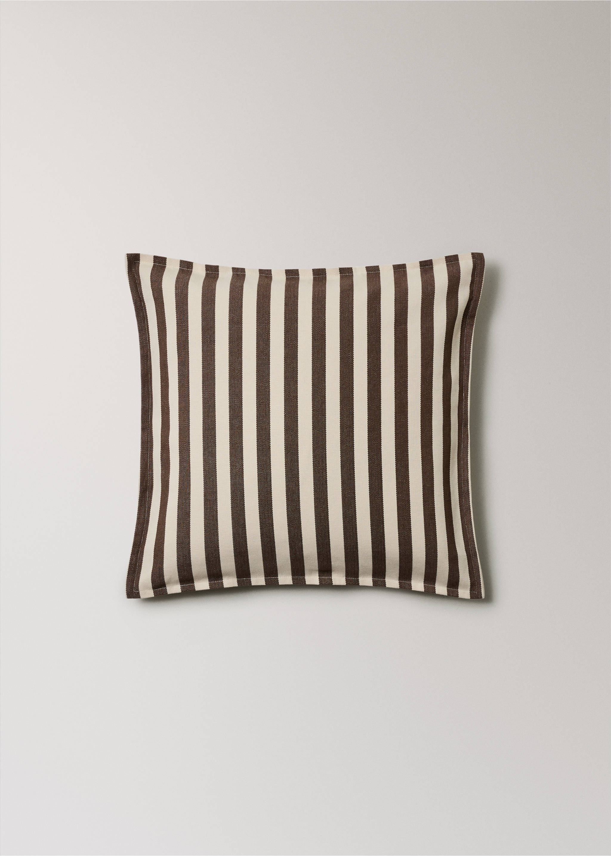 Cotton two-tone cushion cover with woven stripes 50x50 cm - Article without model, Chocolate. Ref: 17003319-00.