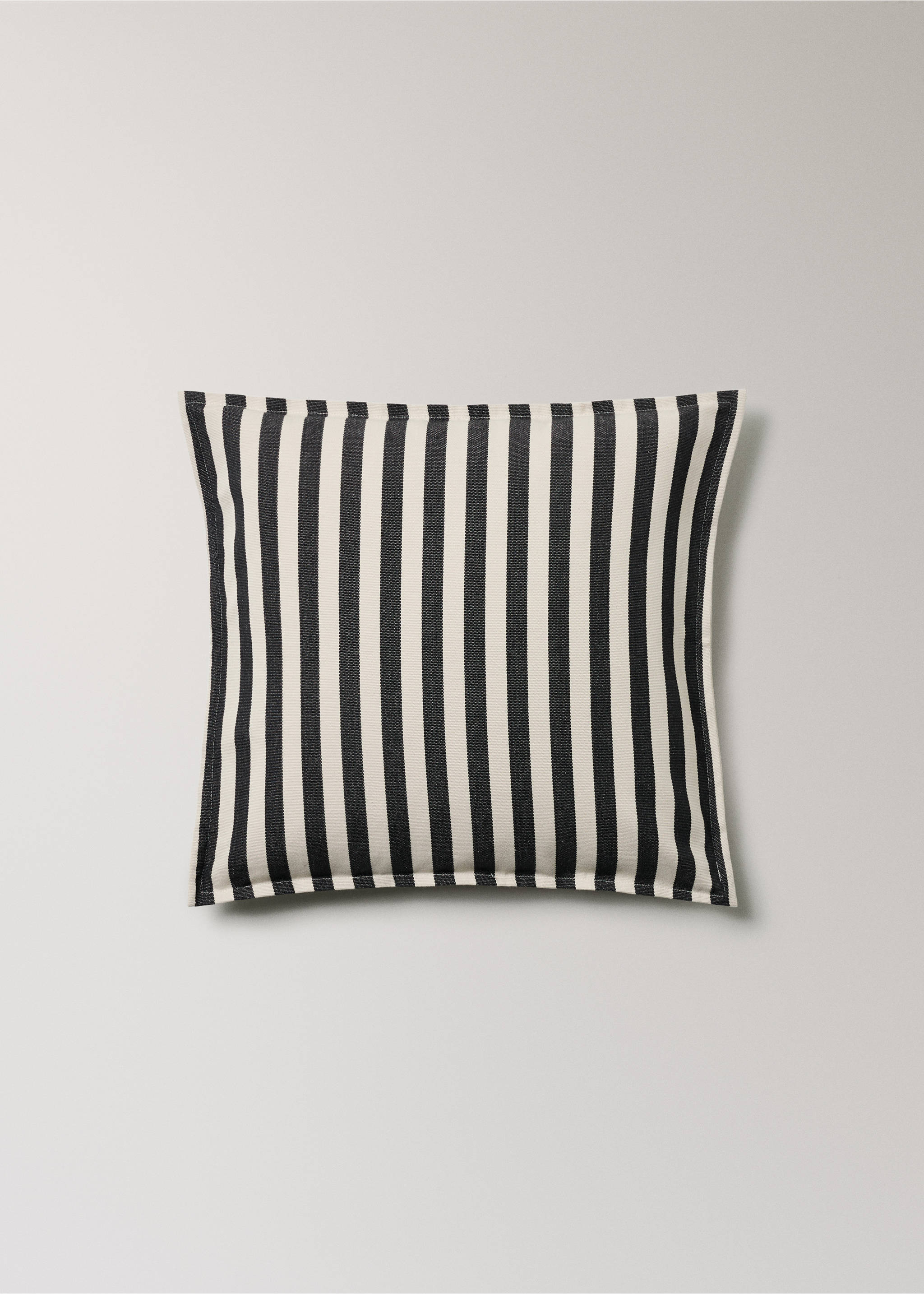 Cotton two-tone cushion cover with woven stripes 50x50 cm - Article without model, Dark Grey. Ref: 17003319-00.