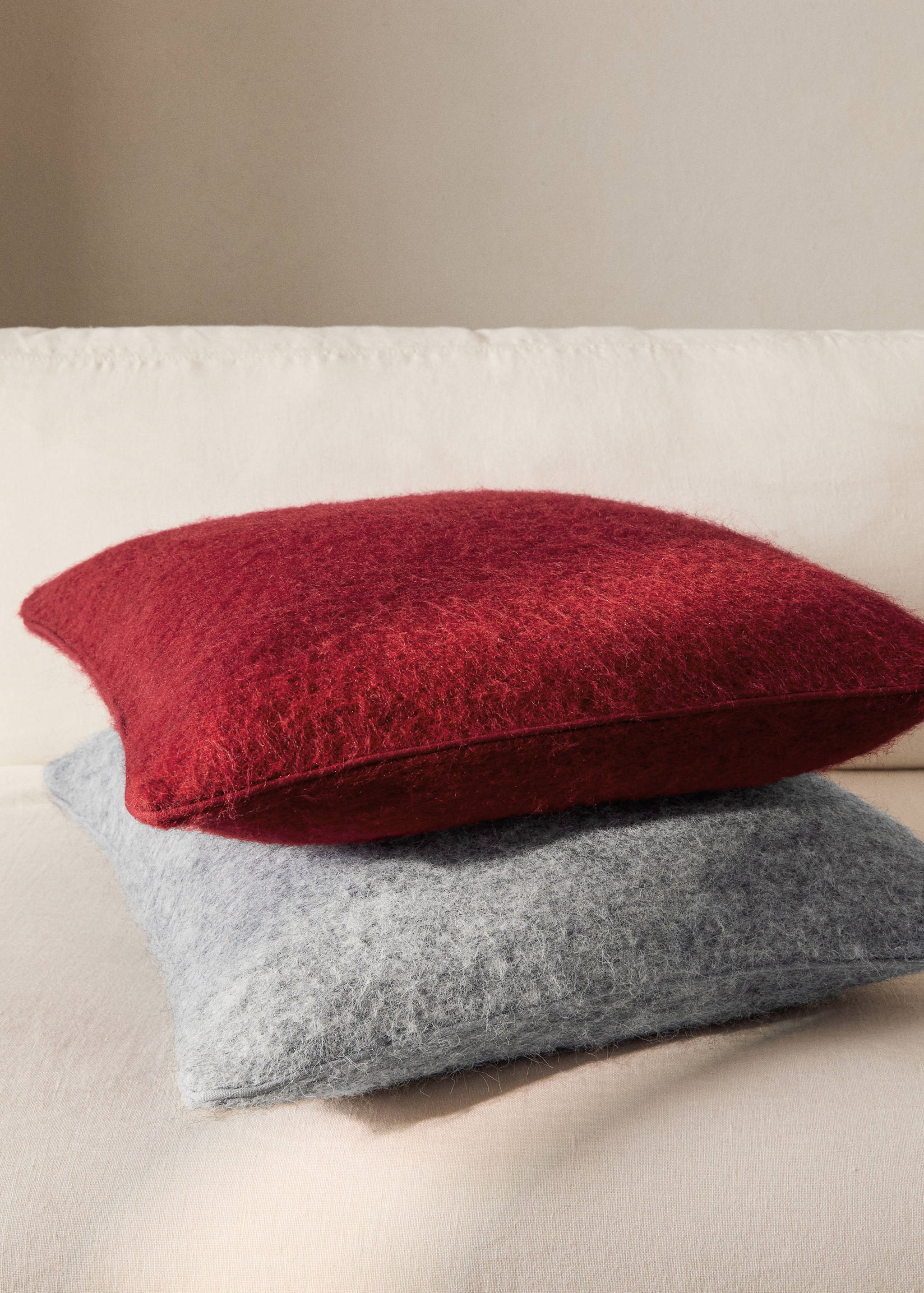 Carded-effect cushion cover 50x50 cm - General plane