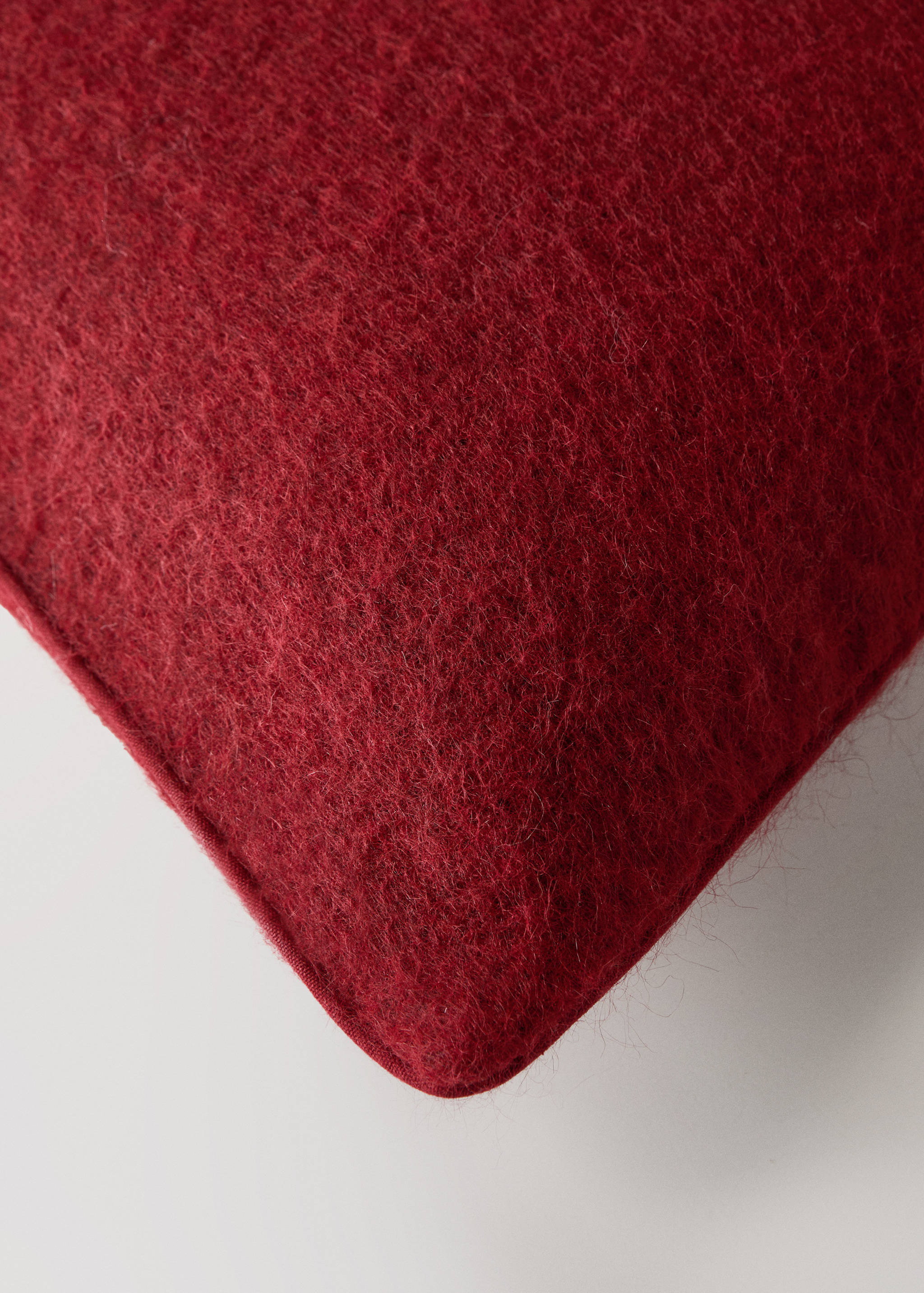Carded-effect cushion cover 50x50 cm - Details of the article 2