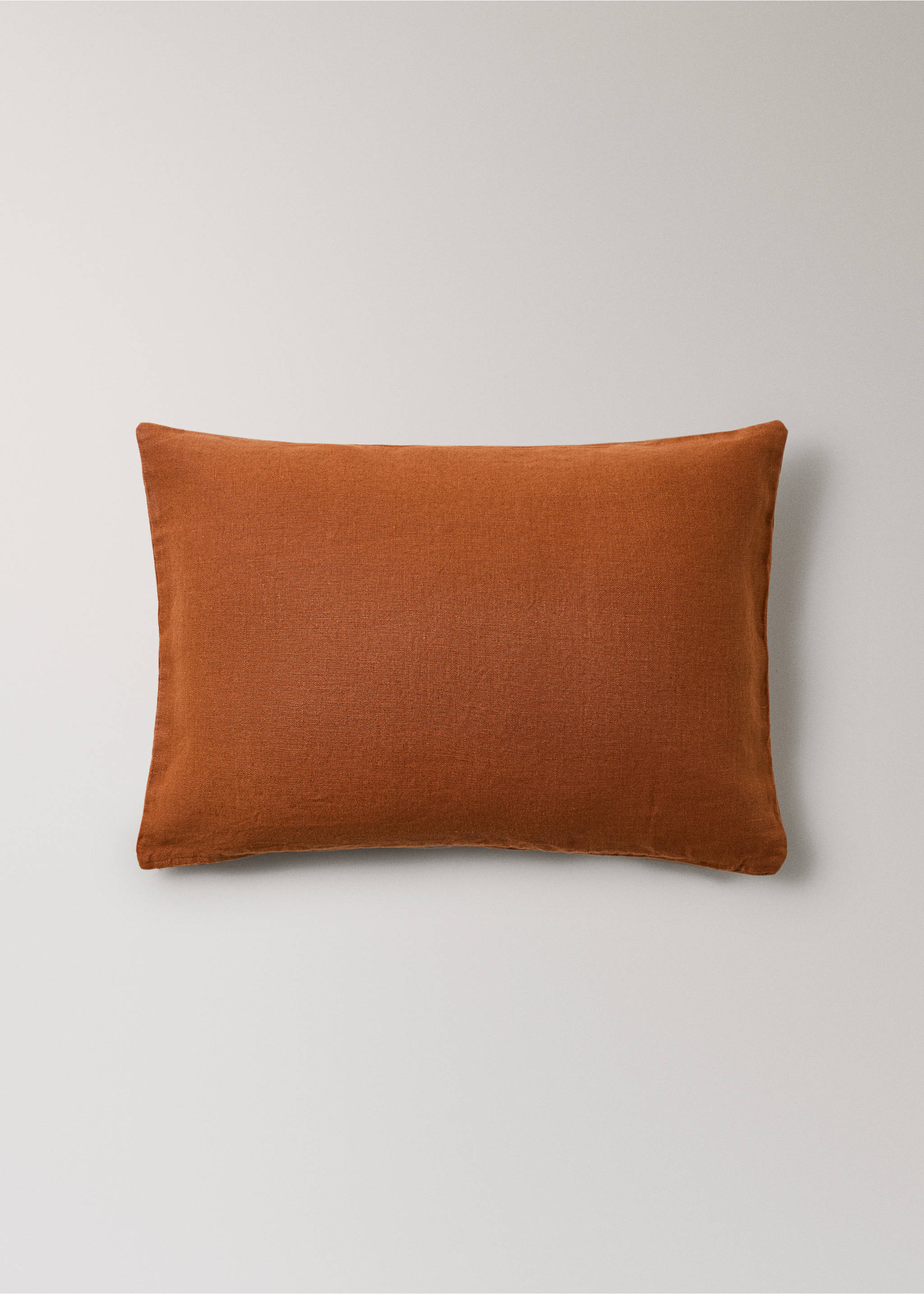 Linen cushion cover with zip 40x60 cm - Article without model, Burnt Orange. Ref: 17003342-00.