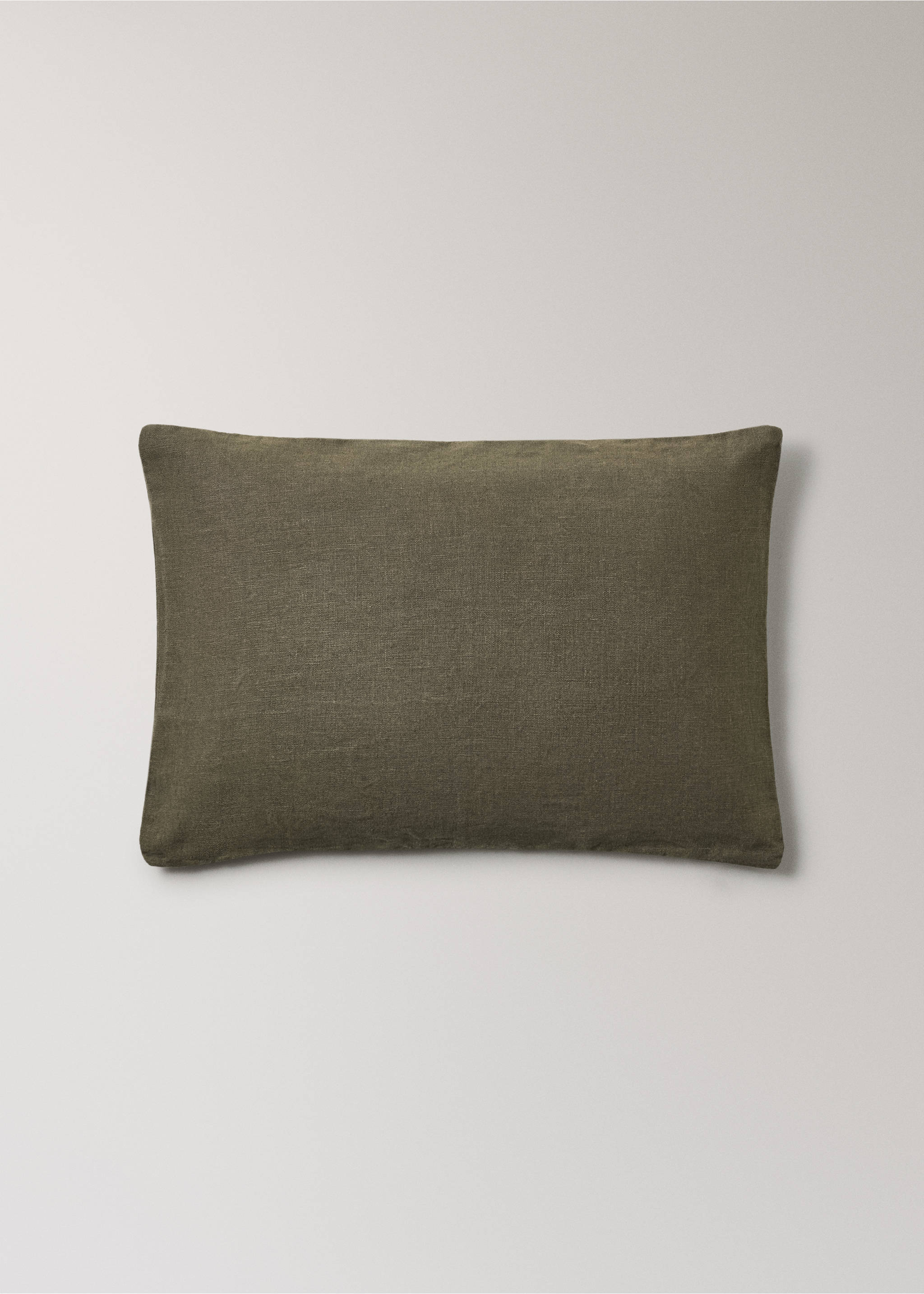 Linen cushion cover with zip 40x60 cm - Article without model, Olive Green. Ref: 17003342-00.