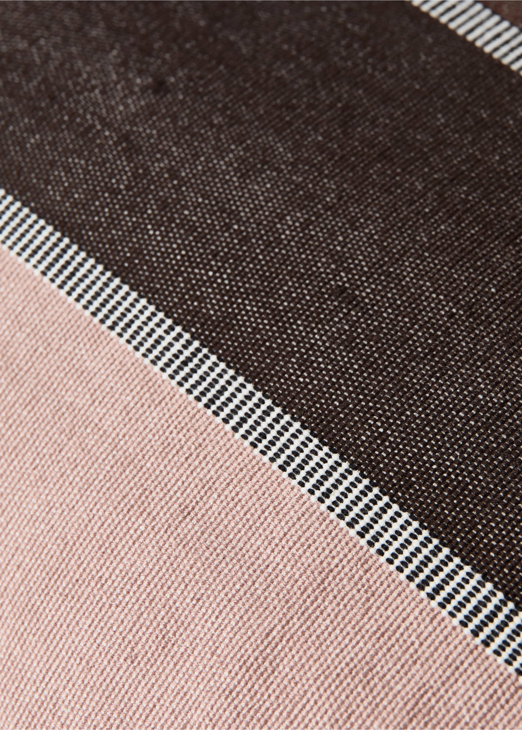 Kissenbezug aus Baumwolle mit Streifen, Größe 40x60 cm - Detail des Artikels 4, Kaffeebraun. Ref: 17003343-00.