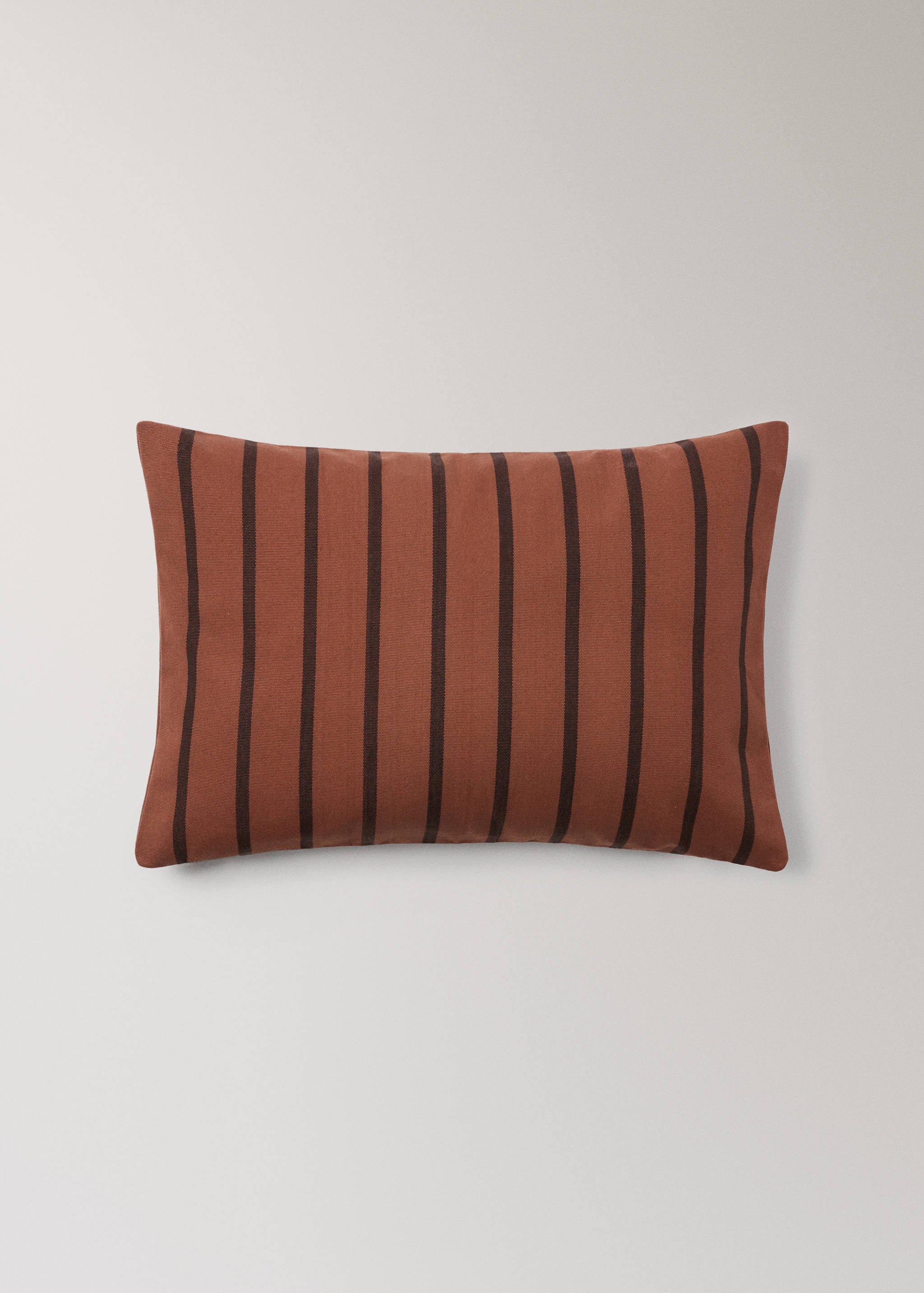 Kissenhülle aus Baumwolle, zweifarbig gestreift, 40x60 cm - Artikel ohne Model