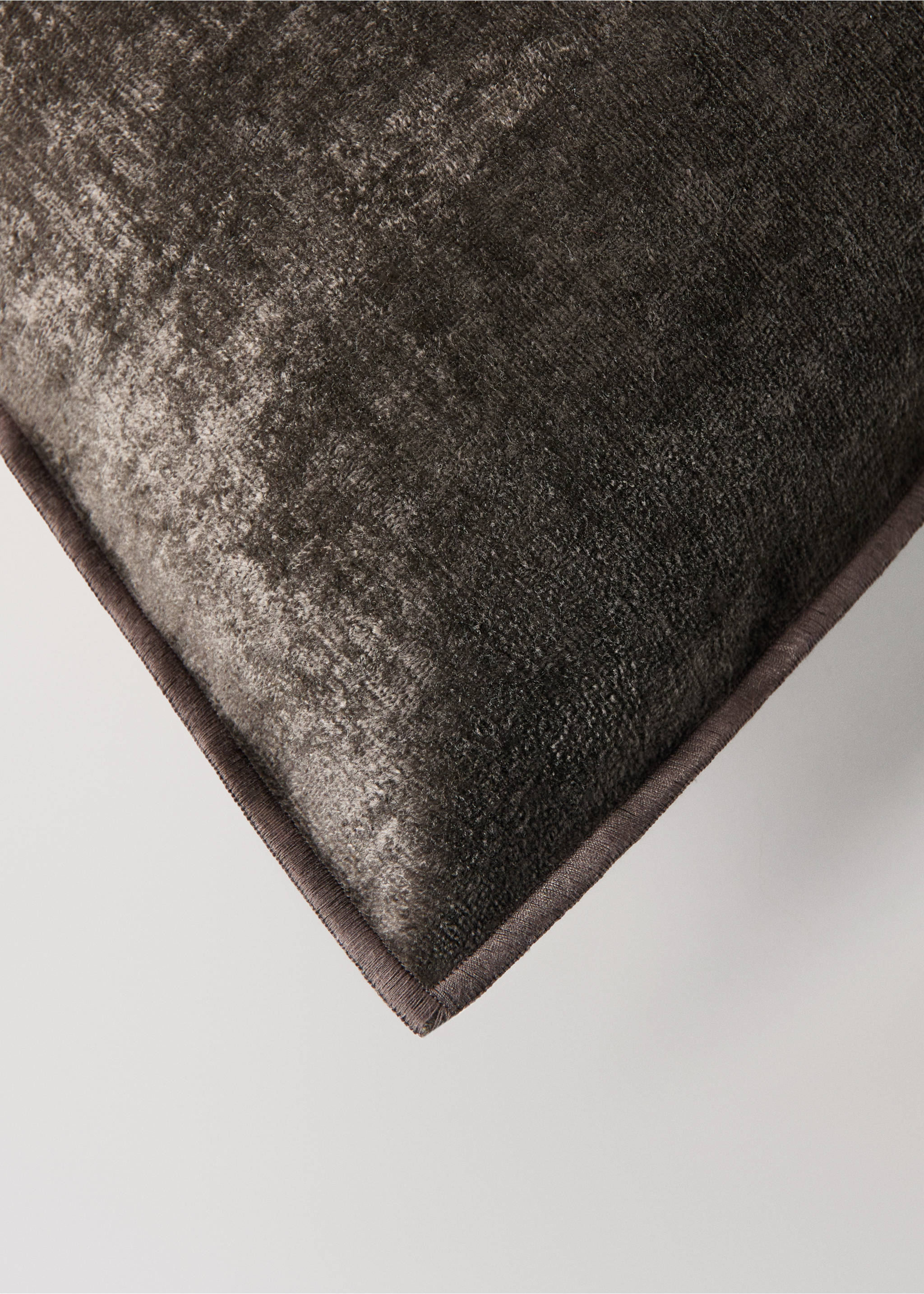 Kissenbezug aus Samt mit Leinen, 40 x 60 cm - Detail des Artikels 2, Kaffeebraun. Ref: 17003348-00.