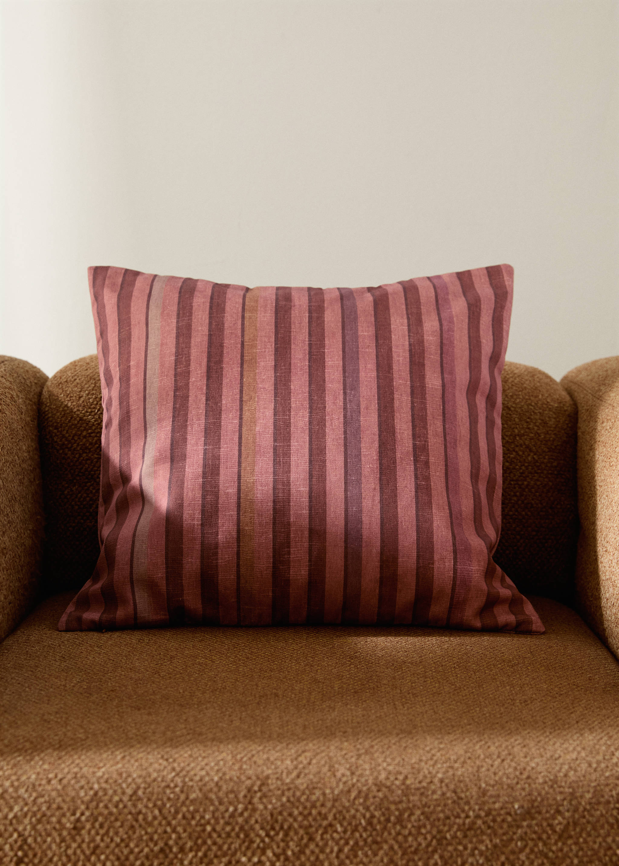 Housse de coussin en coton imprimé à rayures 45x45 cm - Plan général