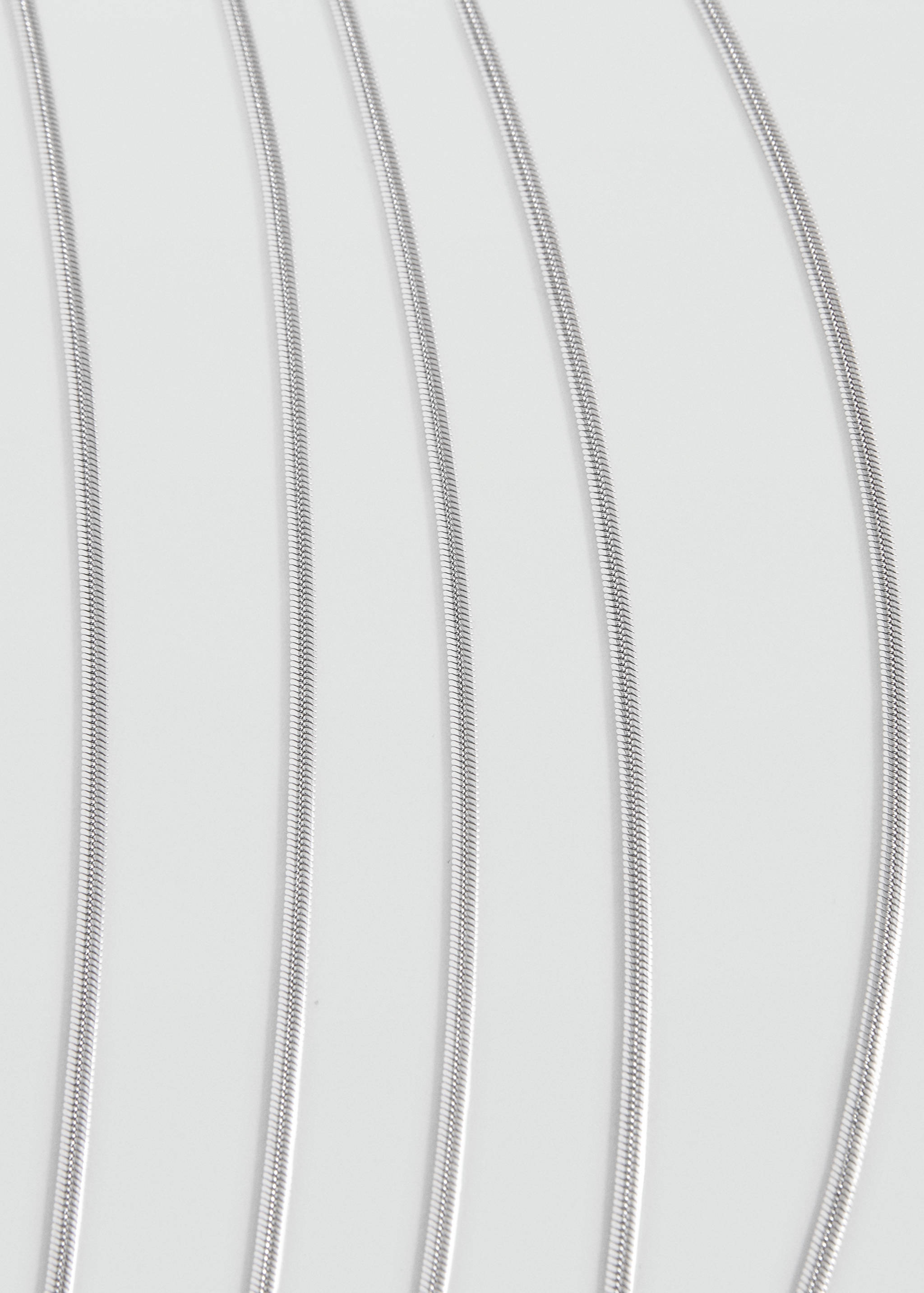 Collar cadenas múltiples - Plano medio