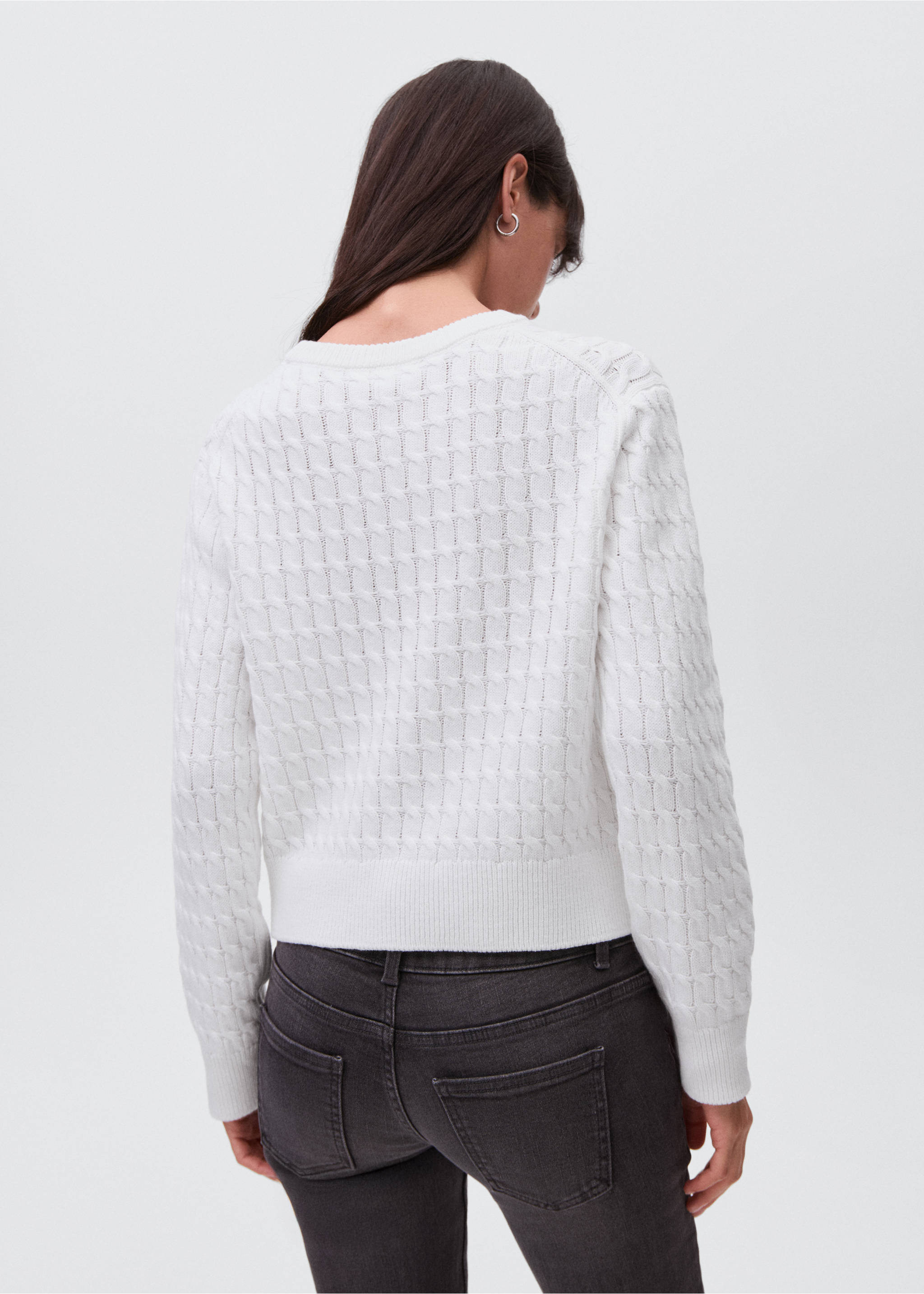 Braided knitted sweater - Reverse of the article, White. Ref: 17004089-00.