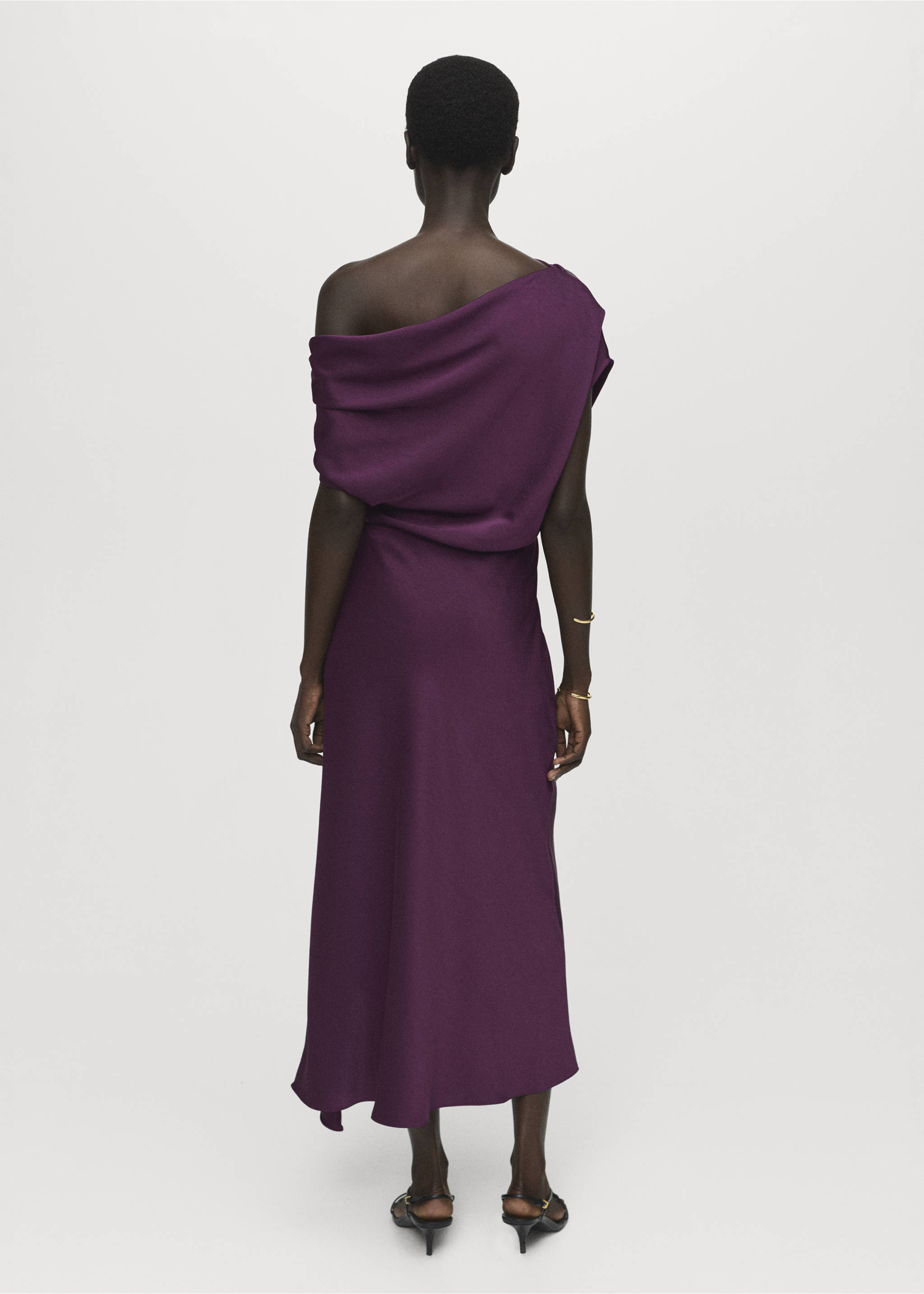 Asymmetrical satin dress - Reverse of the article, Purple. Ref: 17004091-00.