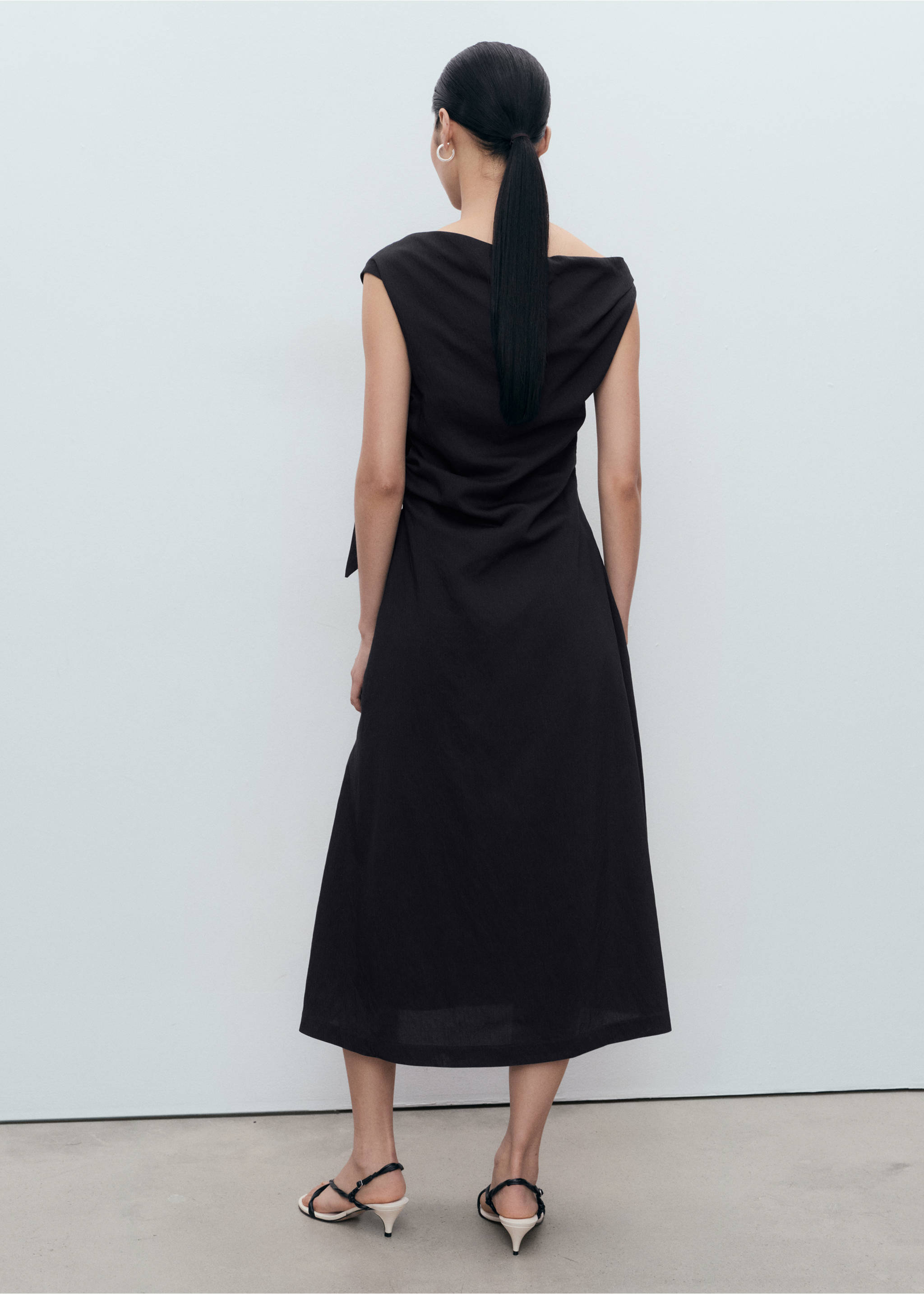 Asymmetrical knotted dress - Reverse of the article, Dark Navy. Ref: 17004095-00.