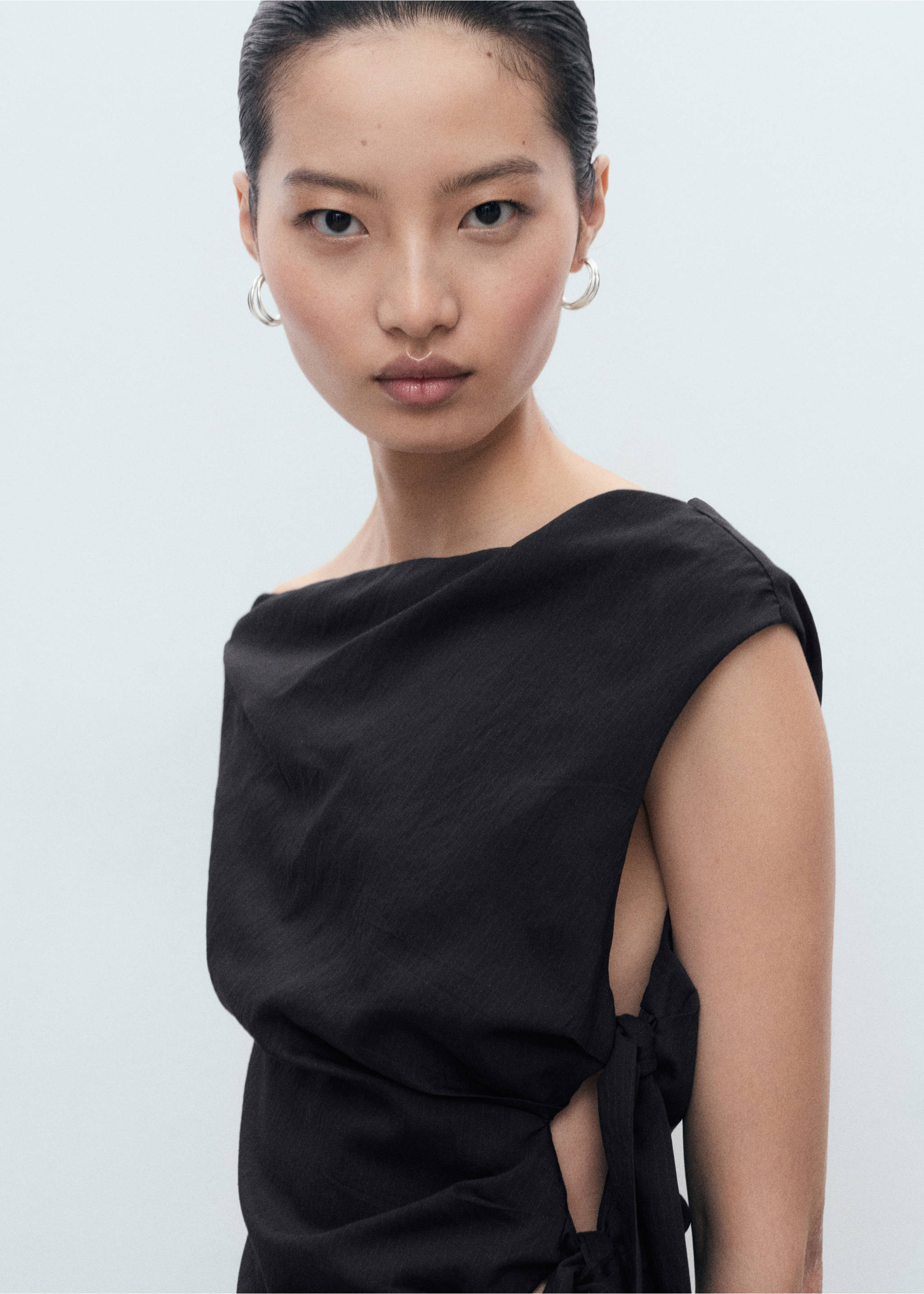 Asymmetrical knotted dress - Details of the article 1, Dark Navy. Ref: 17004095-00.