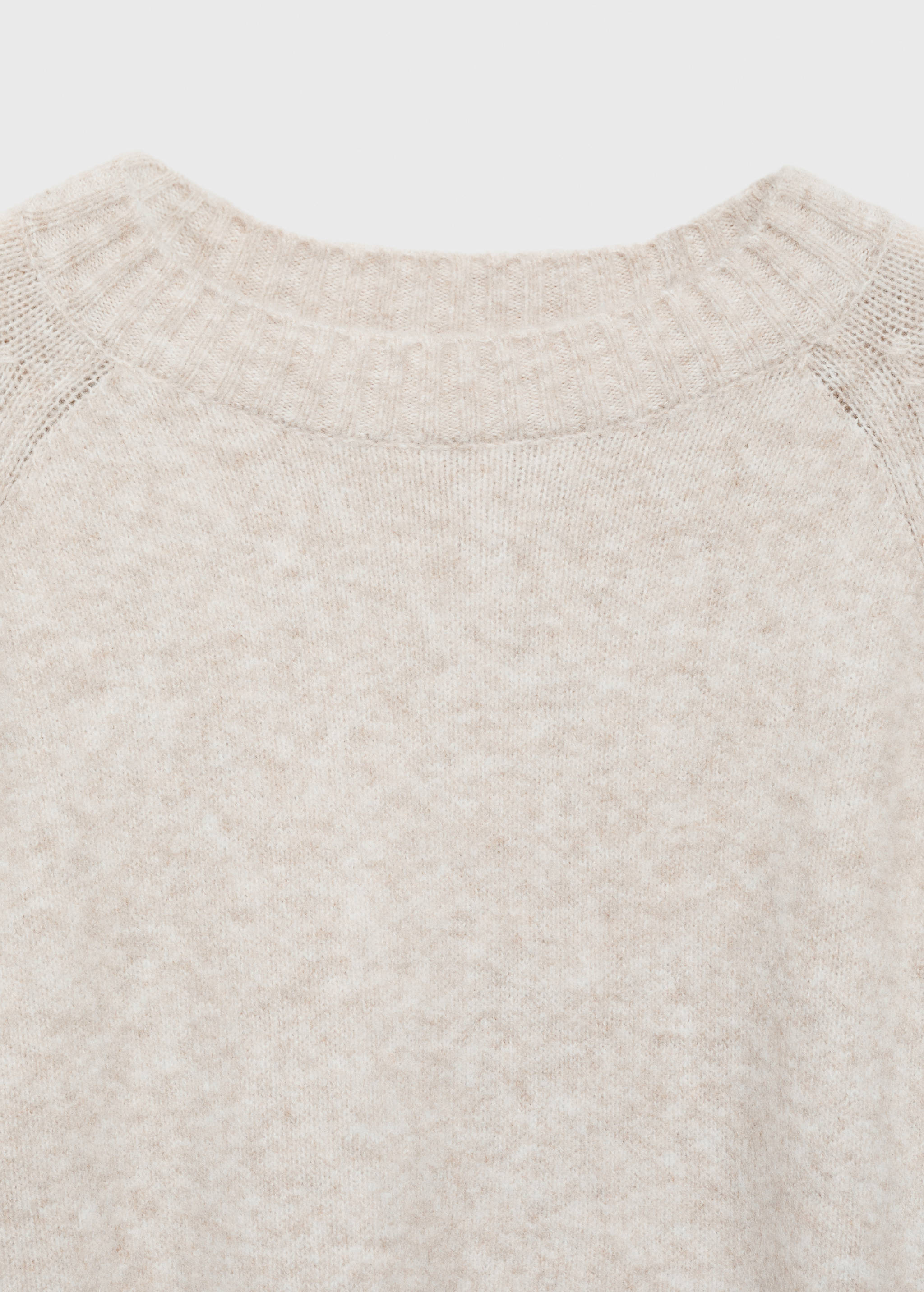 Pullover mit Rundhalsausschnitt und Strickdesign - Detail des Artikels 8