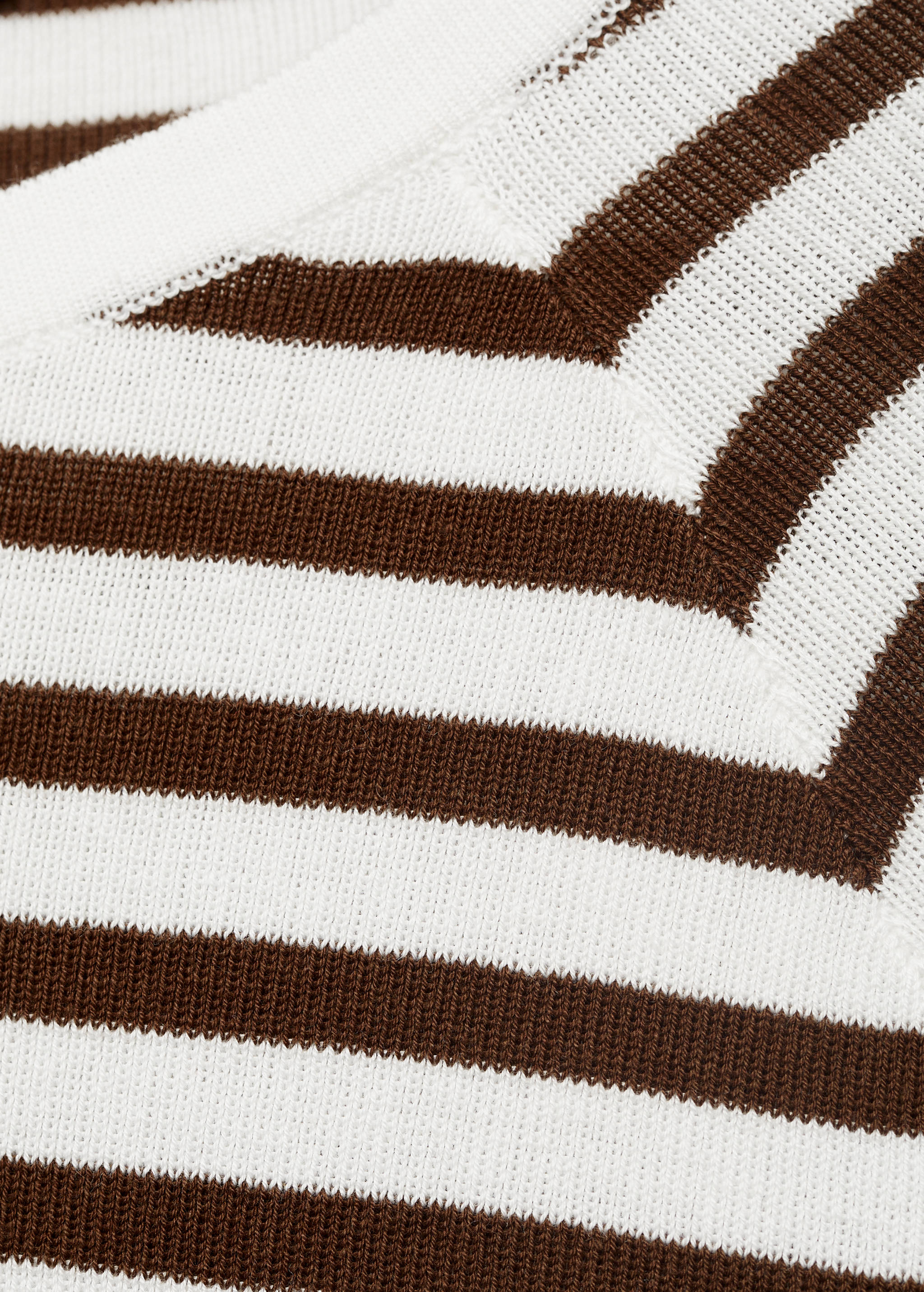 Long-sleeved fine-knit sweater - Details of the article 8